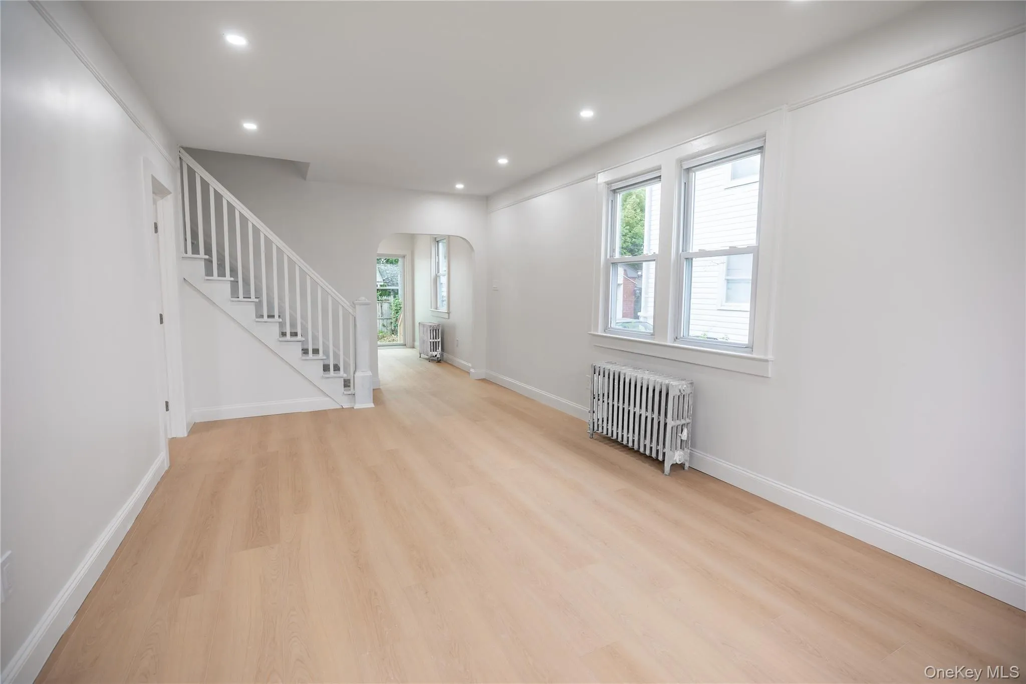 28 Cammerer Avenue, Hempstead, NY, 3 Bedrooms Bedrooms, 6 Rooms Rooms,2 BathroomsBathrooms,Residential,For Rent,Cammerer,0,1023374 28 Cammerer Avenue, Hempstead, NY, 3 Bedrooms Bedrooms, 6 Rooms Rooms,2 BathroomsBathrooms,Residential,For Rent,Cammerer,0,1023374