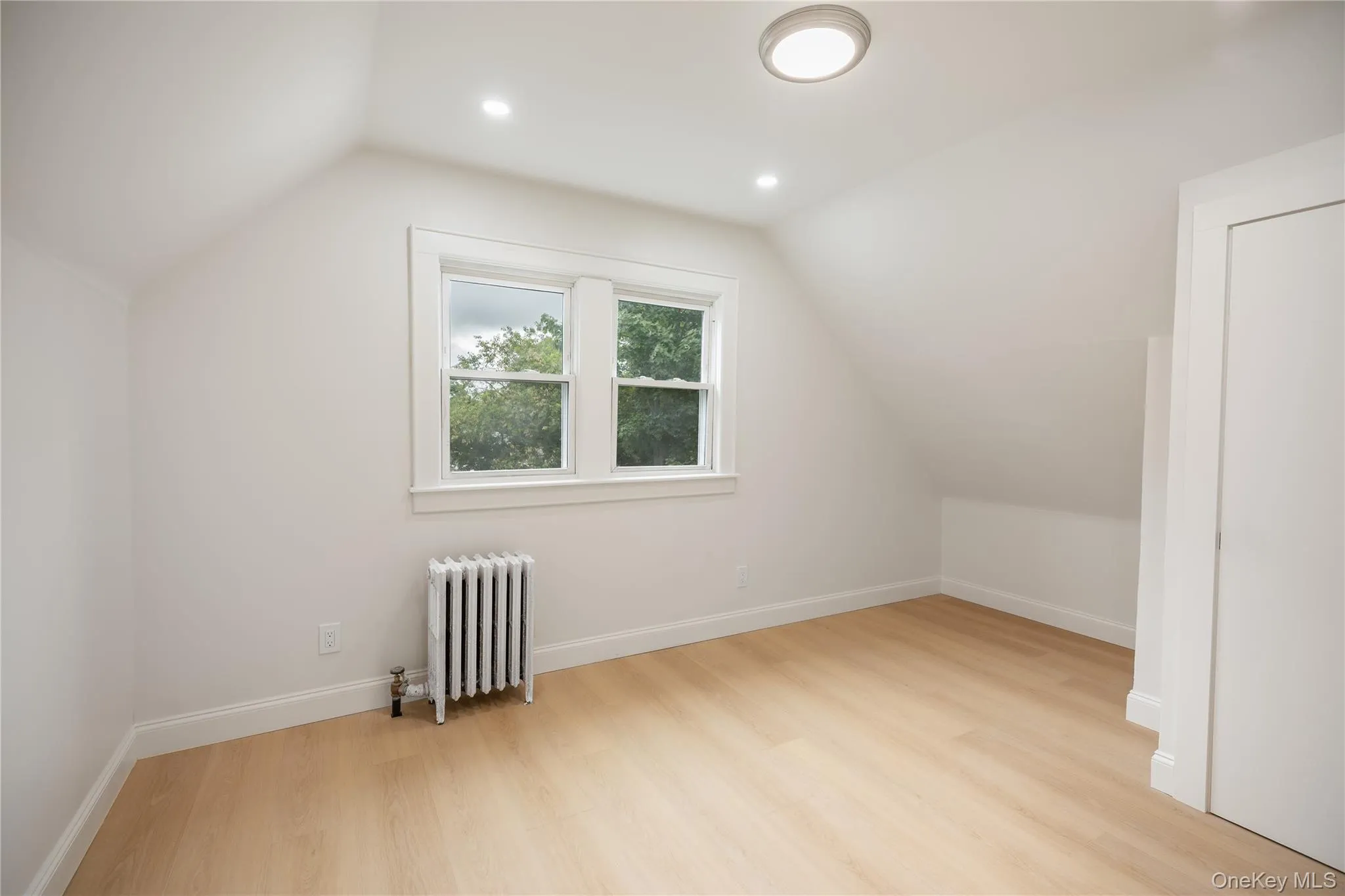 28 Cammerer Avenue, Hempstead, NY, 3 Bedrooms Bedrooms, 6 Rooms Rooms,2 BathroomsBathrooms,Residential,For Rent,Cammerer,0,1023374 28 Cammerer Avenue, Hempstead, NY, 3 Bedrooms Bedrooms, 6 Rooms Rooms,2 BathroomsBathrooms,Residential,For Rent,Cammerer,0,1023374