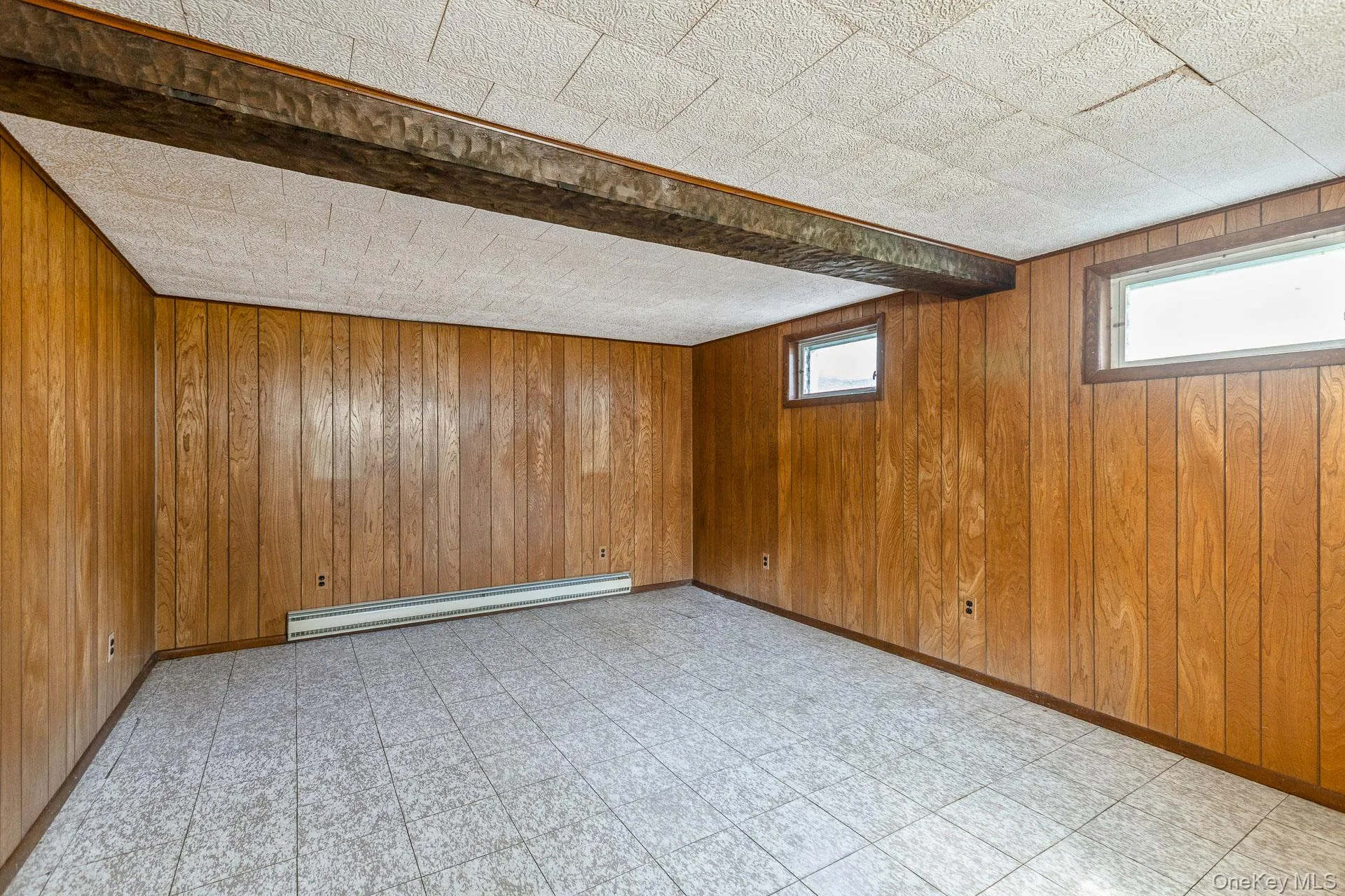 16 Ormond Place, Brookhaven, NY, 4 Bedrooms Bedrooms, 7 Rooms Rooms,1 BathroomBathrooms,Residential,For Rent,Ormond,0,1023376 16 Ormond Place, Brookhaven, NY, 4 Bedrooms Bedrooms, 7 Rooms Rooms,1 BathroomBathrooms,Residential,For Rent,Ormond,0,1023376