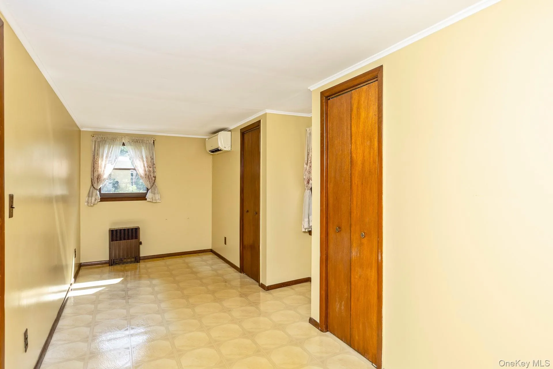 16 Ormond Place, Brookhaven, NY, 4 Bedrooms Bedrooms, 7 Rooms Rooms,1 BathroomBathrooms,Residential,For Rent,Ormond,0,1023376 16 Ormond Place, Brookhaven, NY, 4 Bedrooms Bedrooms, 7 Rooms Rooms,1 BathroomBathrooms,Residential,For Rent,Ormond,0,1023376