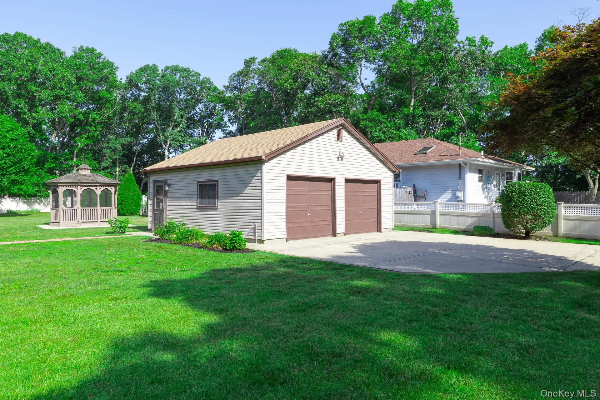 16 Ormond Place, Brookhaven, NY, 4 Bedrooms Bedrooms, 7 Rooms Rooms,1 BathroomBathrooms,Residential,For Rent,Ormond,0,1023376 16 Ormond Place, Brookhaven, NY, 4 Bedrooms Bedrooms, 7 Rooms Rooms,1 BathroomBathrooms,Residential,For Rent,Ormond,0,1023376
