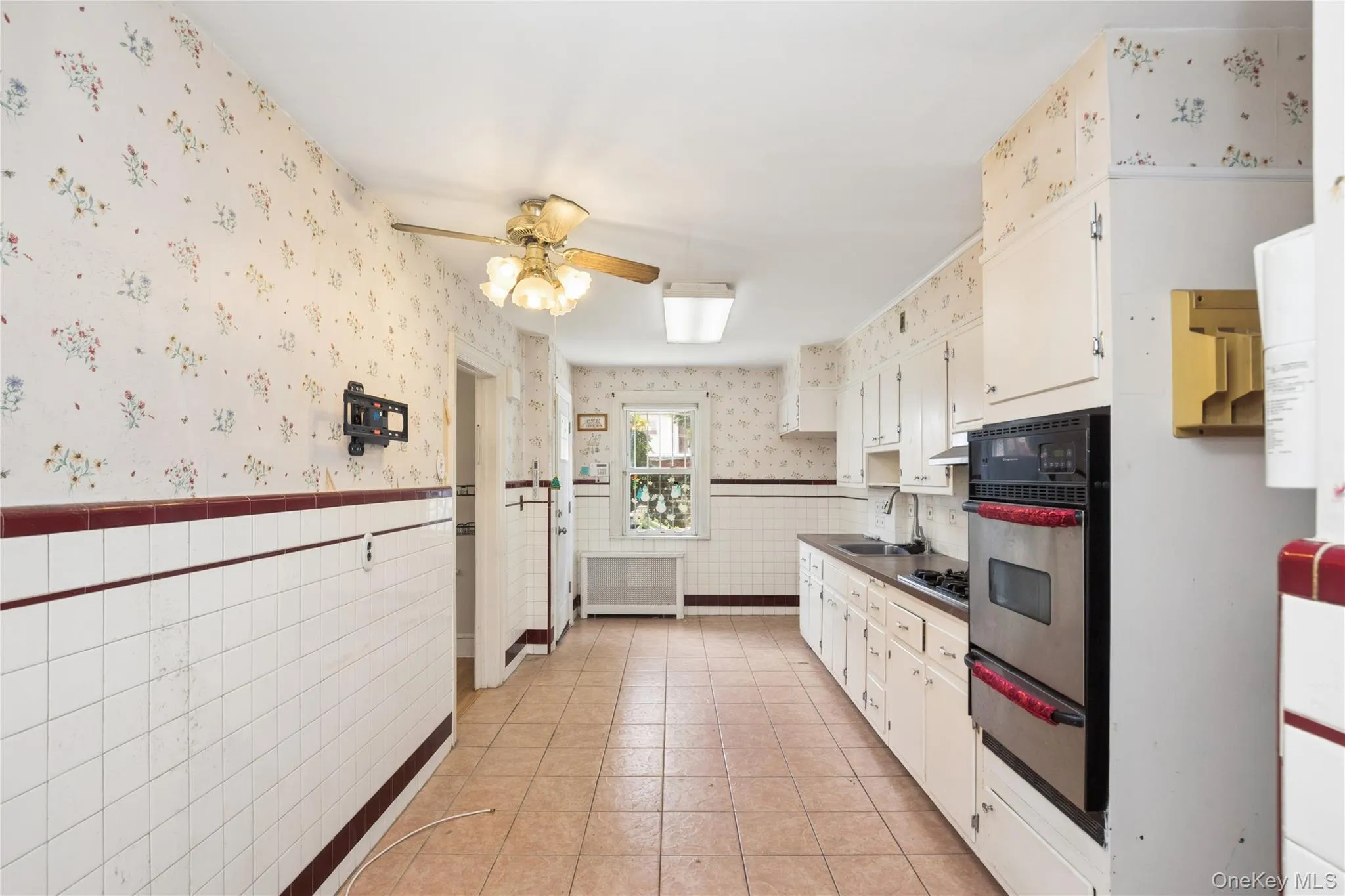 Kitchen approx 9x19 Kitchen approx 9x19