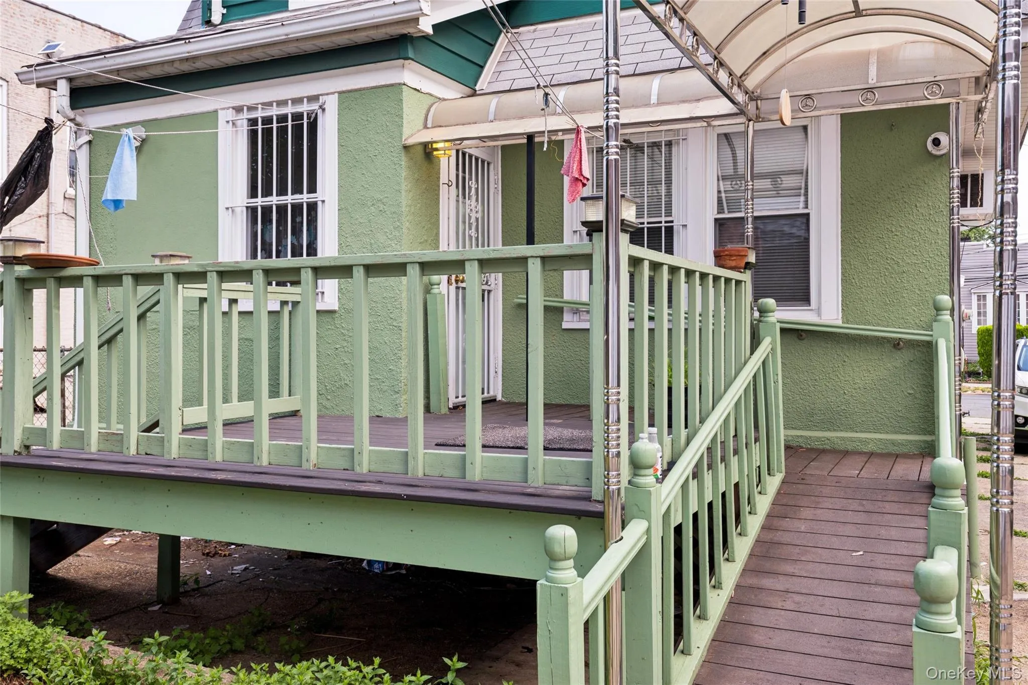 8430 129th Street, New York, NY, 3 Bedrooms Bedrooms, 7 Rooms Rooms,2 BathroomsBathrooms,Residential,For Rent,129th,0,1023377 8430 129th Street, New York, NY, 3 Bedrooms Bedrooms, 7 Rooms Rooms,2 BathroomsBathrooms,Residential,For Rent,129th,0,1023377