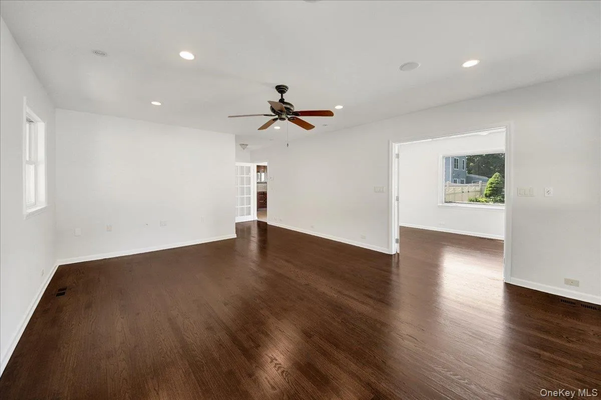 20 Plymouth Road, Greenburgh, NY, 5 Bedrooms Bedrooms, 9 Rooms Rooms,3 BathroomsBathrooms,Residential Lease,For Rent,Plymouth,0,1023380 20 Plymouth Road, Greenburgh, NY, 5 Bedrooms Bedrooms, 9 Rooms Rooms,3 BathroomsBathrooms,Residential Lease,For Rent,Plymouth,0,1023380