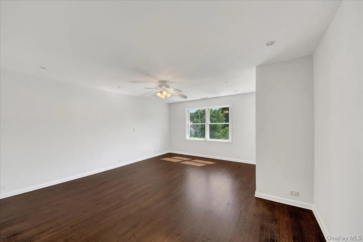 20 Plymouth Road, Greenburgh, NY, 5 Bedrooms Bedrooms, 9 Rooms Rooms,3 BathroomsBathrooms,Residential Lease,For Rent,Plymouth,0,1023380 20 Plymouth Road, Greenburgh, NY, 5 Bedrooms Bedrooms, 9 Rooms Rooms,3 BathroomsBathrooms,Residential Lease,For Rent,Plymouth,0,1023380
