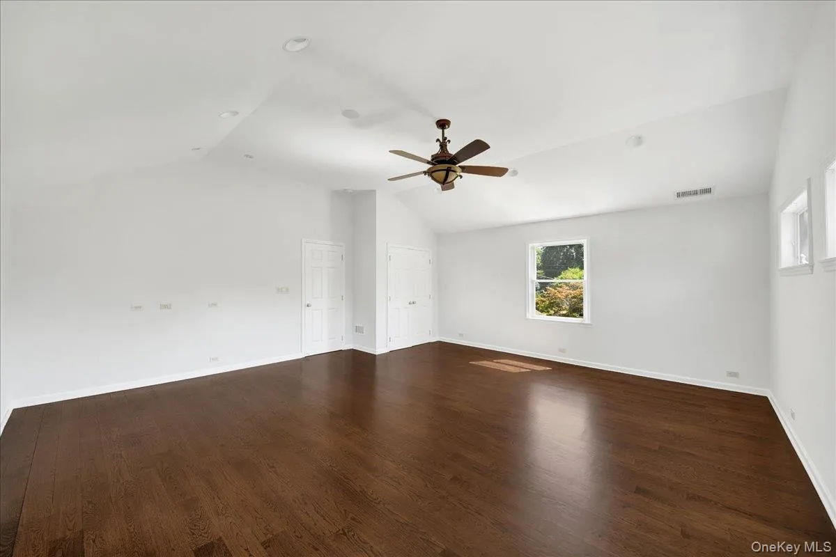 20 Plymouth Road, Greenburgh, NY, 5 Bedrooms Bedrooms, 9 Rooms Rooms,3 BathroomsBathrooms,Residential Lease,For Rent,Plymouth,0,1023380 20 Plymouth Road, Greenburgh, NY, 5 Bedrooms Bedrooms, 9 Rooms Rooms,3 BathroomsBathrooms,Residential Lease,For Rent,Plymouth,0,1023380