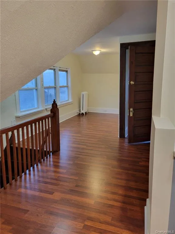 412 Warburton Avenue, Yonkers, NY, 2 Bedrooms Bedrooms, 5 Rooms Rooms,1 BathroomBathrooms,Residential Lease,For Rent,Warburton,0,1023384 412 Warburton Avenue, Yonkers, NY, 2 Bedrooms Bedrooms, 5 Rooms Rooms,1 BathroomBathrooms,Residential Lease,For Rent,Warburton,0,1023384