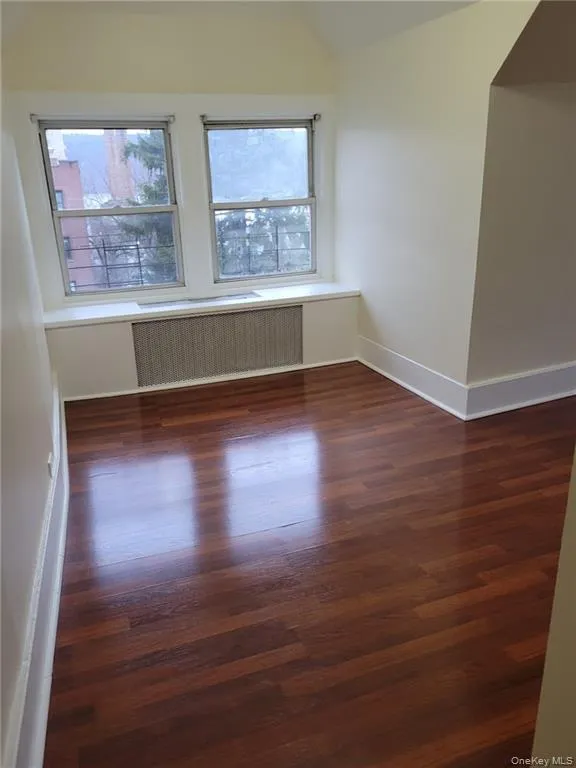 412 Warburton Avenue, Yonkers, NY, 2 Bedrooms Bedrooms, 5 Rooms Rooms,1 BathroomBathrooms,Residential Lease,For Rent,Warburton,0,1023384 412 Warburton Avenue, Yonkers, NY, 2 Bedrooms Bedrooms, 5 Rooms Rooms,1 BathroomBathrooms,Residential Lease,For Rent,Warburton,0,1023384