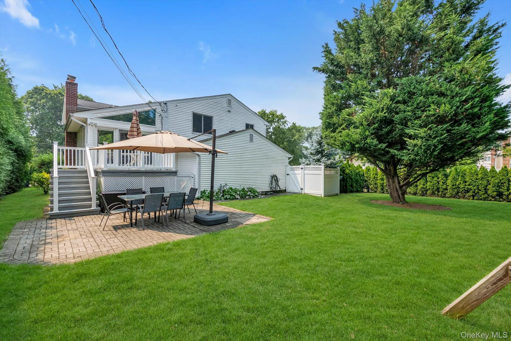 2 Madison Avenue, Oyster Bay, NY, 5 Bedrooms Bedrooms, 9 Rooms Rooms,2 BathroomsBathrooms,Residential,For Rent,Madison,0,1023387 2 Madison Avenue, Oyster Bay, NY, 5 Bedrooms Bedrooms, 9 Rooms Rooms,2 BathroomsBathrooms,Residential,For Rent,Madison,0,1023387
