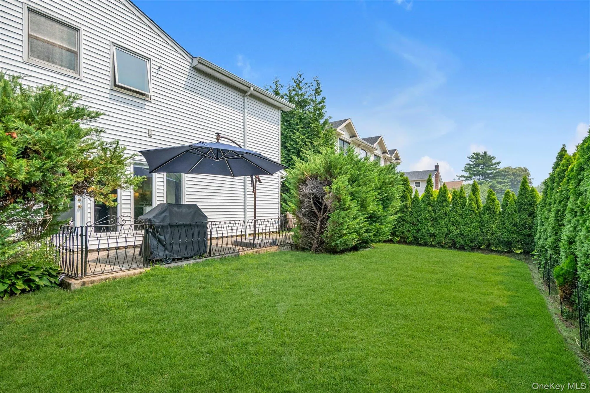 2 Madison Avenue, Oyster Bay, NY, 5 Bedrooms Bedrooms, 9 Rooms Rooms,2 BathroomsBathrooms,Residential,For Rent,Madison,0,1023387 2 Madison Avenue, Oyster Bay, NY, 5 Bedrooms Bedrooms, 9 Rooms Rooms,2 BathroomsBathrooms,Residential,For Rent,Madison,0,1023387