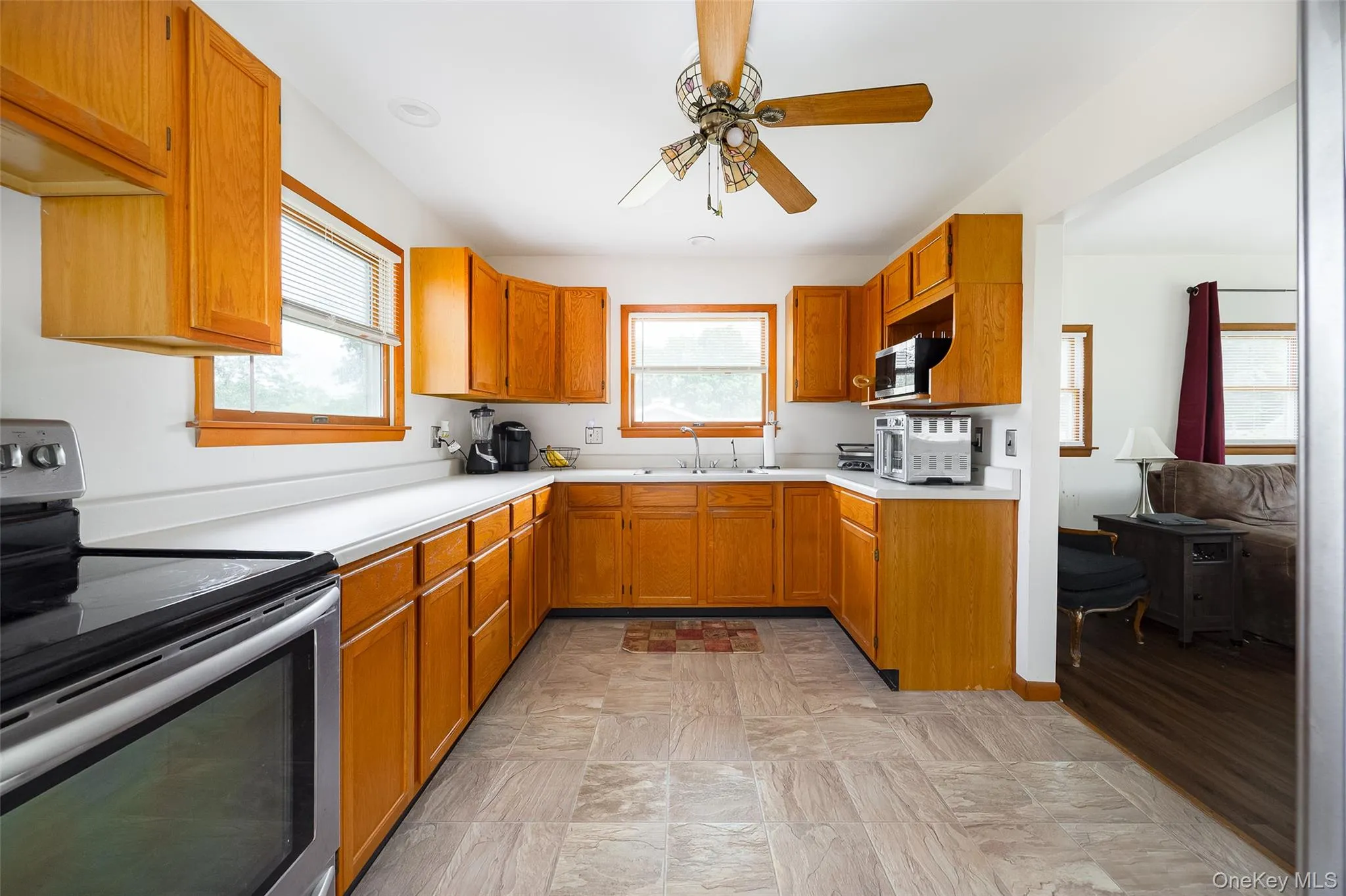 5 Willow Road, Beacon, NY, 2 Bedrooms Bedrooms, 6 Rooms Rooms,1 BathroomBathrooms,Residential,For Rent,Willow,0,1023388 5 Willow Road, Beacon, NY, 2 Bedrooms Bedrooms, 6 Rooms Rooms,1 BathroomBathrooms,Residential,For Rent,Willow,0,1023388