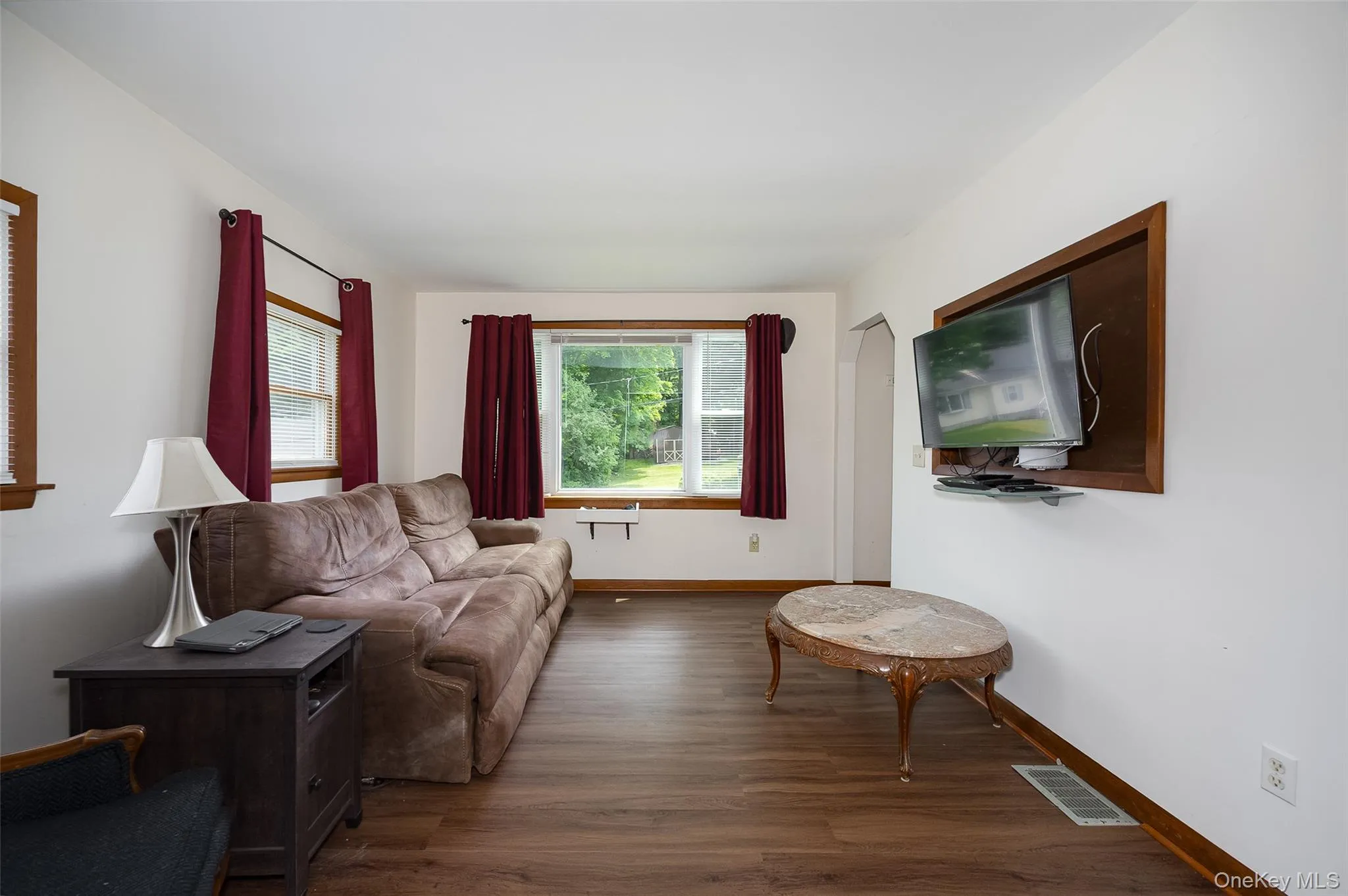 5 Willow Road, Beacon, NY, 2 Bedrooms Bedrooms, 6 Rooms Rooms,1 BathroomBathrooms,Residential,For Rent,Willow,0,1023388 5 Willow Road, Beacon, NY, 2 Bedrooms Bedrooms, 6 Rooms Rooms,1 BathroomBathrooms,Residential,For Rent,Willow,0,1023388