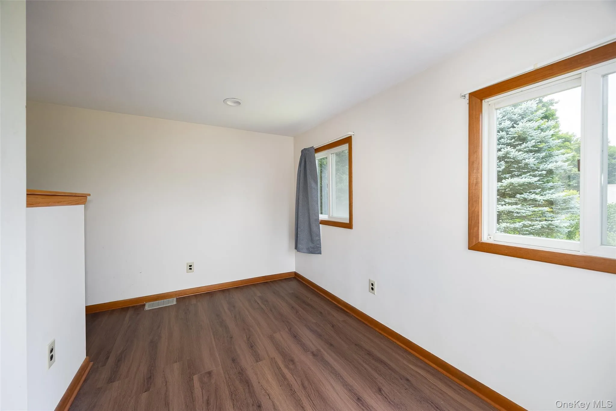 5 Willow Road, Beacon, NY, 2 Bedrooms Bedrooms, 6 Rooms Rooms,1 BathroomBathrooms,Residential,For Rent,Willow,0,1023388 5 Willow Road, Beacon, NY, 2 Bedrooms Bedrooms, 6 Rooms Rooms,1 BathroomBathrooms,Residential,For Rent,Willow,0,1023388