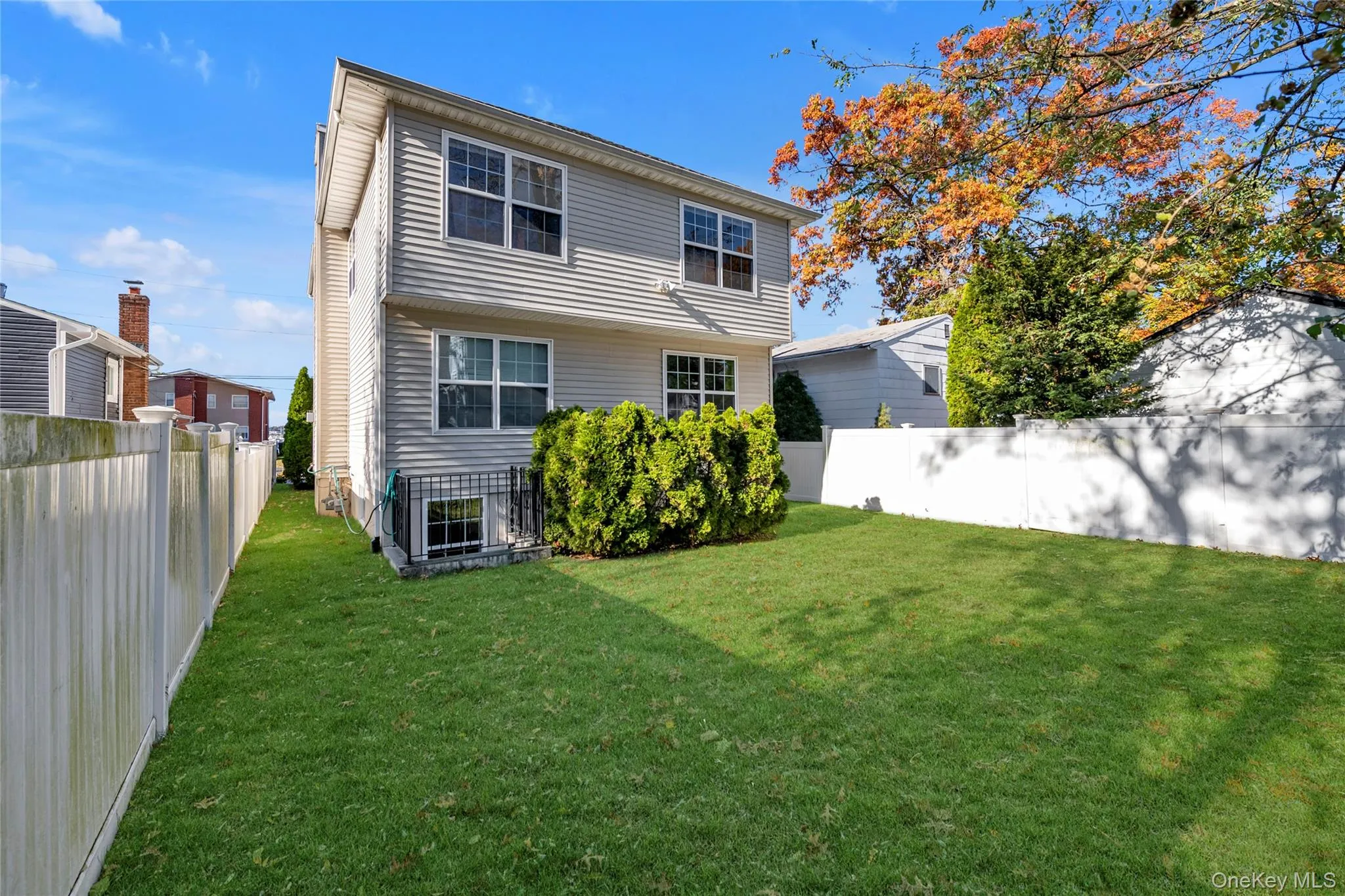 38 Sintsink Drive, North Hempstead, NY, 3 Bedrooms Bedrooms, 5 Rooms Rooms,2 BathroomsBathrooms,Residential Lease,For Rent,Sintsink,0,1023390 38 Sintsink Drive, North Hempstead, NY, 3 Bedrooms Bedrooms, 5 Rooms Rooms,2 BathroomsBathrooms,Residential Lease,For Rent,Sintsink,0,1023390