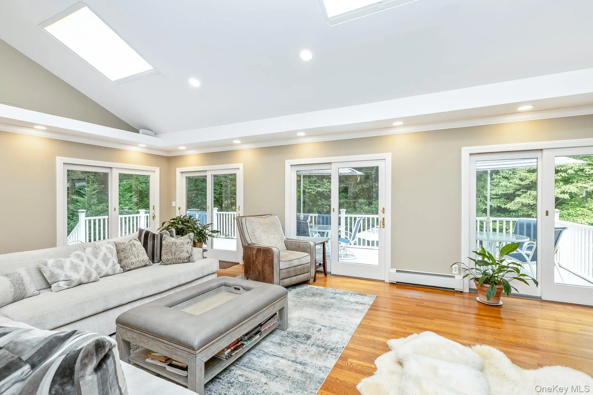 29 Farm Road, Smithtown, NY, 3 Bedrooms Bedrooms, 10 Rooms Rooms,3 BathroomsBathrooms,Residential,For Rent,Farm,0,1023400 29 Farm Road, Smithtown, NY, 3 Bedrooms Bedrooms, 10 Rooms Rooms,3 BathroomsBathrooms,Residential,For Rent,Farm,0,1023400