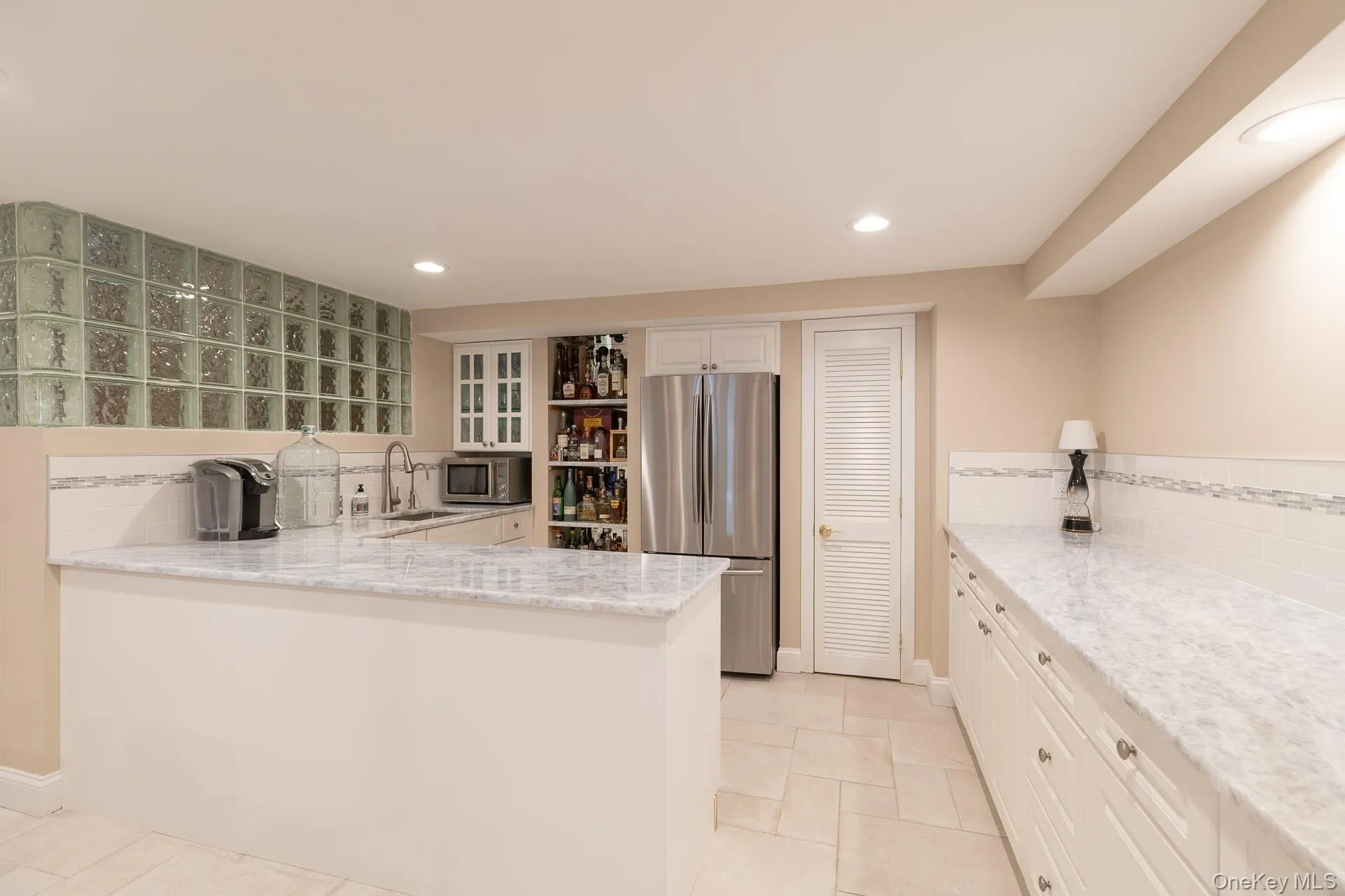29 Farm Road, Smithtown, NY, 3 Bedrooms Bedrooms, 10 Rooms Rooms,3 BathroomsBathrooms,Residential,For Rent,Farm,0,1023400 29 Farm Road, Smithtown, NY, 3 Bedrooms Bedrooms, 10 Rooms Rooms,3 BathroomsBathrooms,Residential,For Rent,Farm,0,1023400