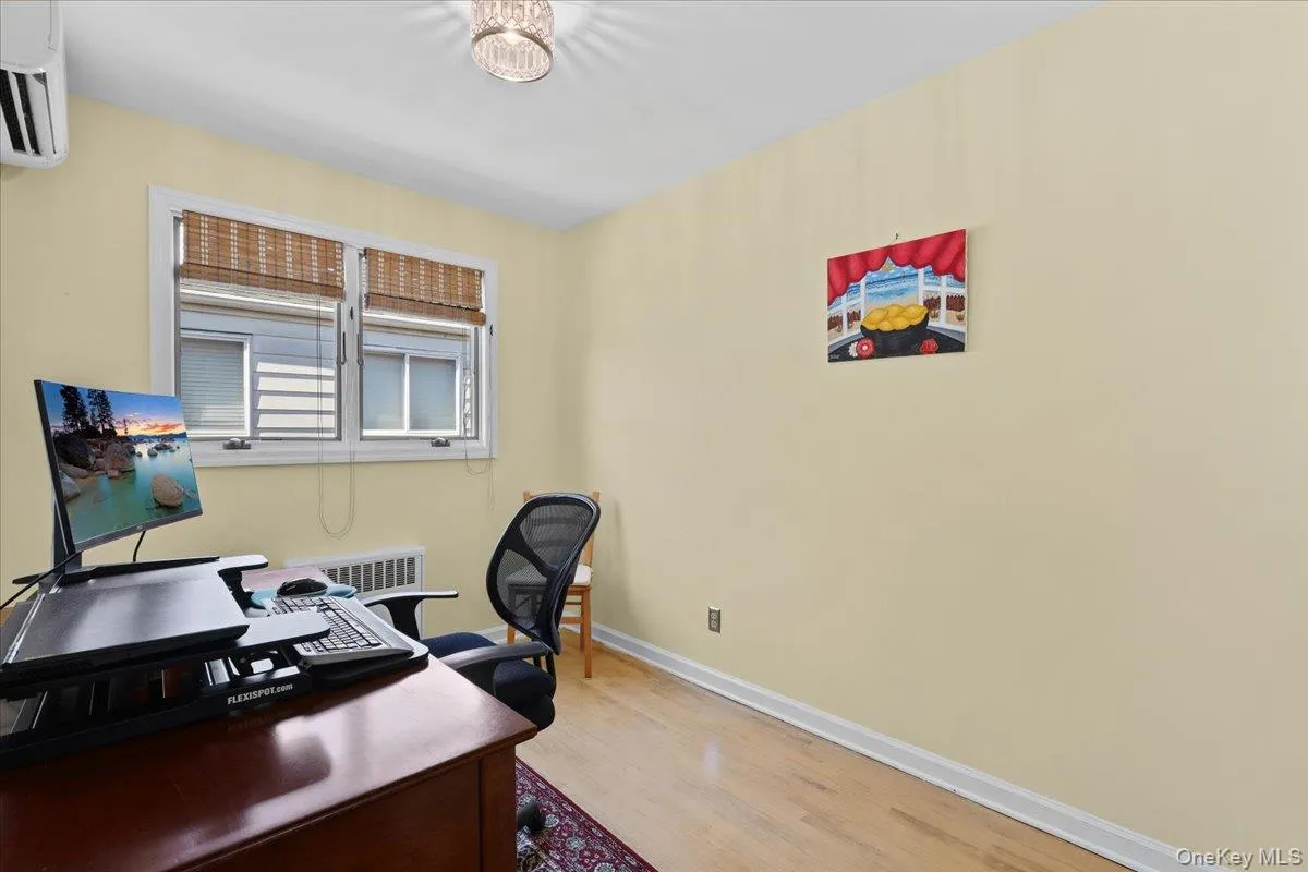 1415 Reed Place, New York, NY, 3 Bedrooms Bedrooms, 6 Rooms Rooms,1 BathroomBathrooms,Residential,For Rent,Reed,0,1023404 1415 Reed Place, New York, NY, 3 Bedrooms Bedrooms, 6 Rooms Rooms,1 BathroomBathrooms,Residential,For Rent,Reed,0,1023404