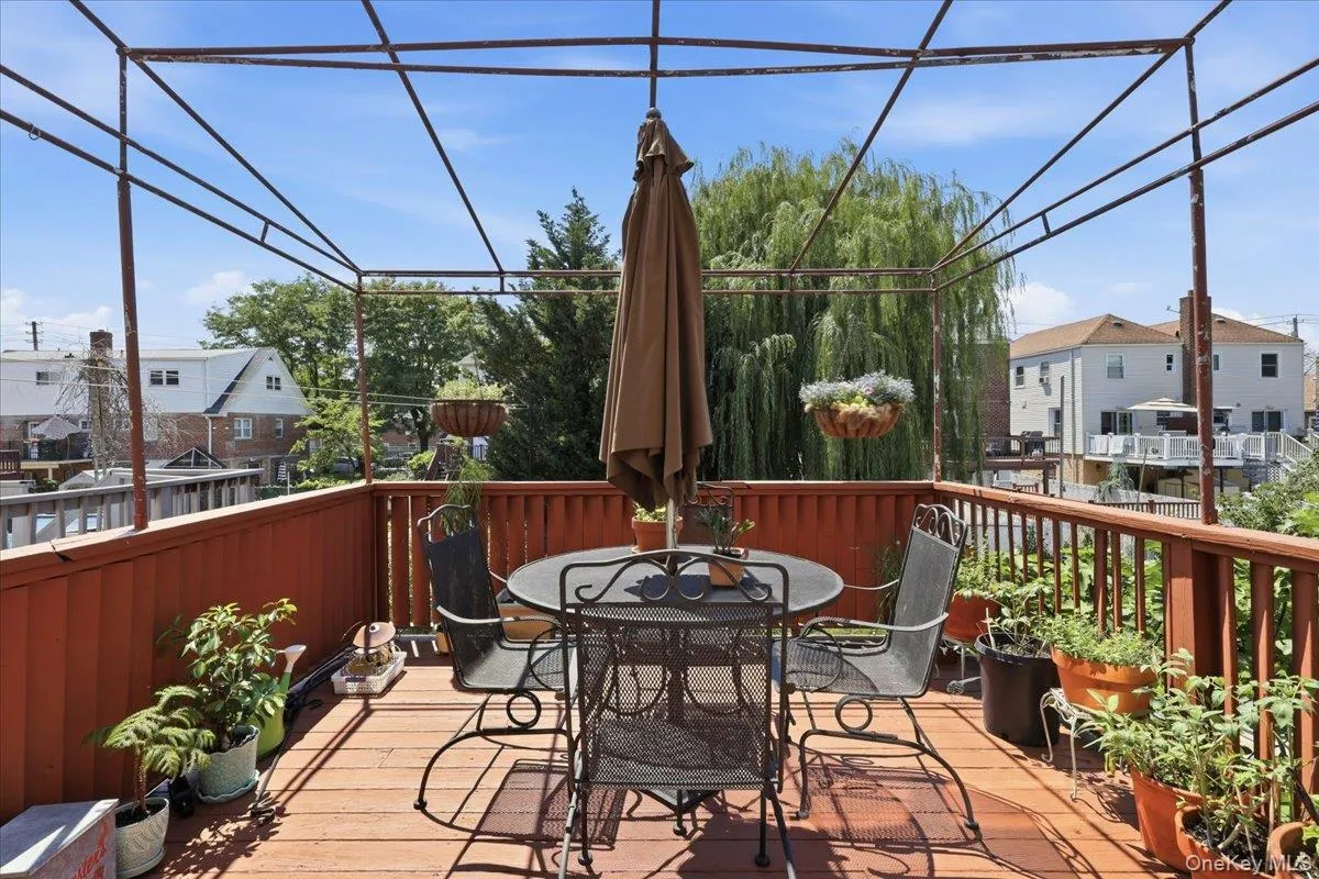 1415 Reed Place, New York, NY, 3 Bedrooms Bedrooms, 6 Rooms Rooms,1 BathroomBathrooms,Residential,For Rent,Reed,0,1023404 1415 Reed Place, New York, NY, 3 Bedrooms Bedrooms, 6 Rooms Rooms,1 BathroomBathrooms,Residential,For Rent,Reed,0,1023404