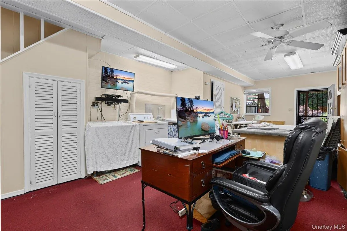 1415 Reed Place, New York, NY, 3 Bedrooms Bedrooms, 6 Rooms Rooms,1 BathroomBathrooms,Residential,For Rent,Reed,0,1023404 1415 Reed Place, New York, NY, 3 Bedrooms Bedrooms, 6 Rooms Rooms,1 BathroomBathrooms,Residential,For Rent,Reed,0,1023404