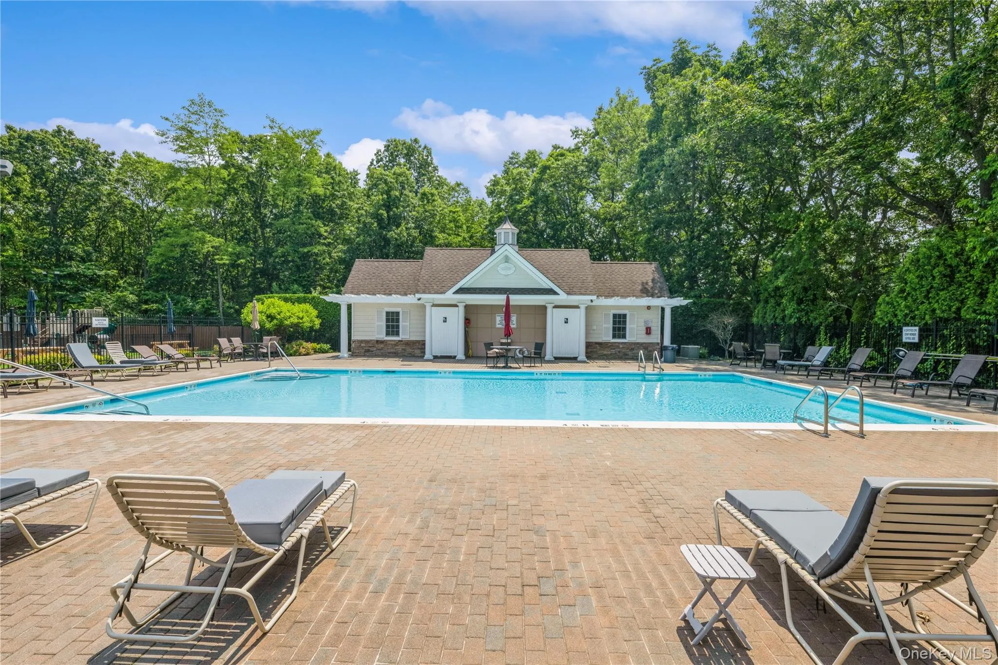 460 Old Town Road, Brookhaven, NY, 2 Bedrooms Bedrooms, 5 Rooms Rooms,1 BathroomBathrooms,Residential,For Rent,Old Town,0,1023408 460 Old Town Road, Brookhaven, NY, 2 Bedrooms Bedrooms, 5 Rooms Rooms,1 BathroomBathrooms,Residential,For Rent,Old Town,0,1023408
