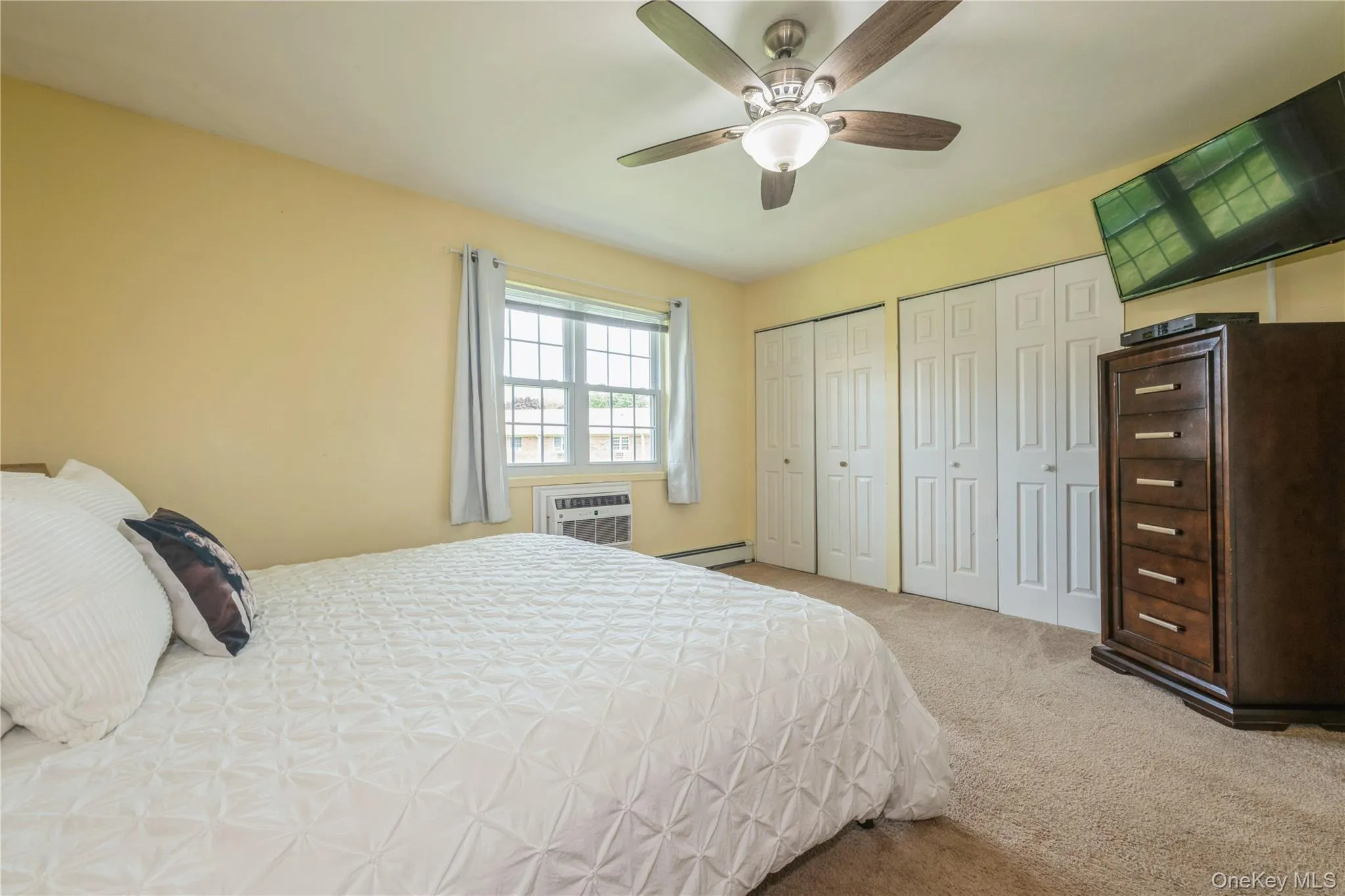 460 Old Town Road, Brookhaven, NY, 2 Bedrooms Bedrooms, 5 Rooms Rooms,1 BathroomBathrooms,Residential,For Rent,Old Town,0,1023408 460 Old Town Road, Brookhaven, NY, 2 Bedrooms Bedrooms, 5 Rooms Rooms,1 BathroomBathrooms,Residential,For Rent,Old Town,0,1023408