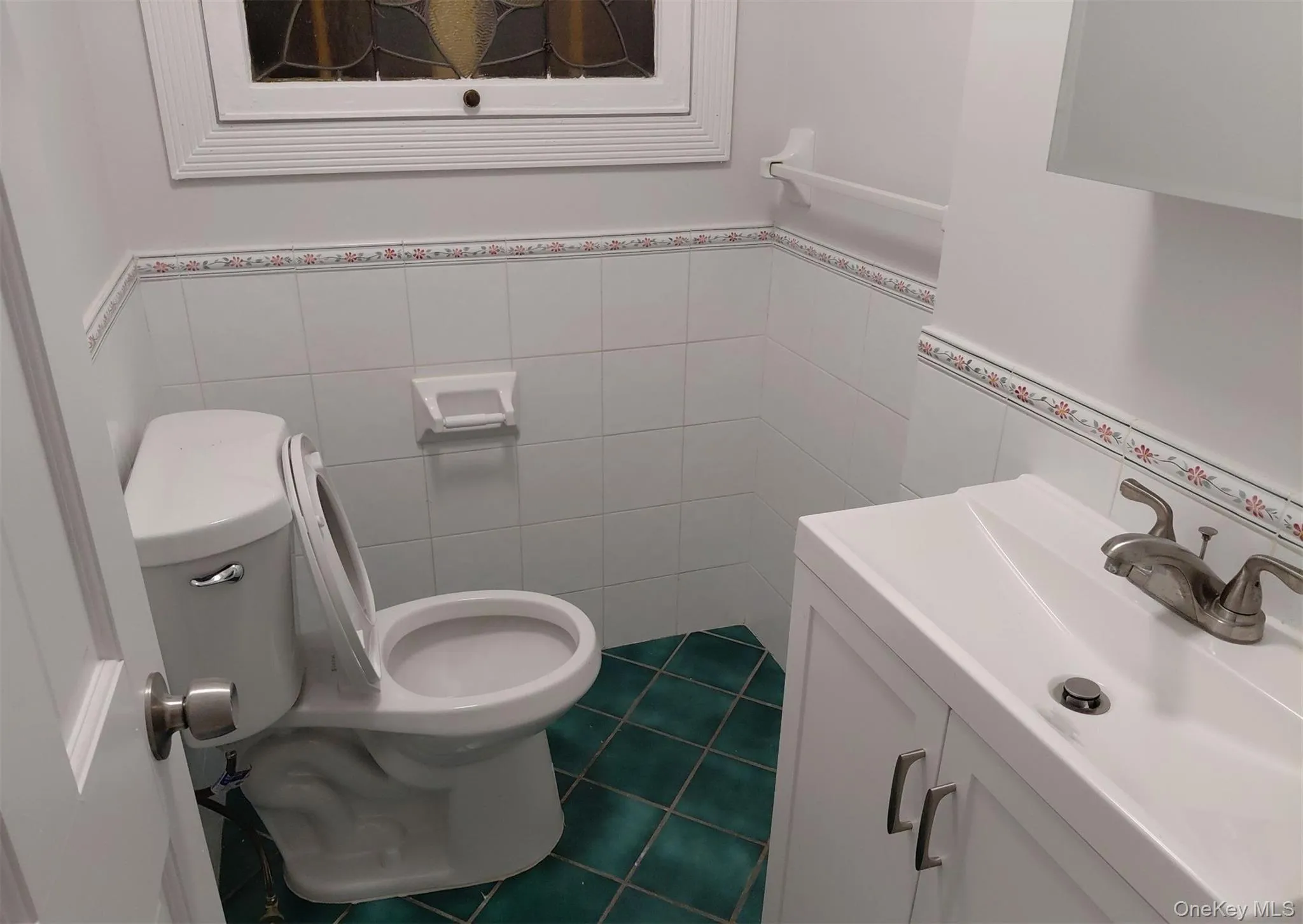 36 Fourth Avenue, Orangetown, NY, 3 Bedrooms Bedrooms, 6 Rooms Rooms,1 BathroomBathrooms,Residential,For Rent,Fourth,0,1023413 36 Fourth Avenue, Orangetown, NY, 3 Bedrooms Bedrooms, 6 Rooms Rooms,1 BathroomBathrooms,Residential,For Rent,Fourth,0,1023413