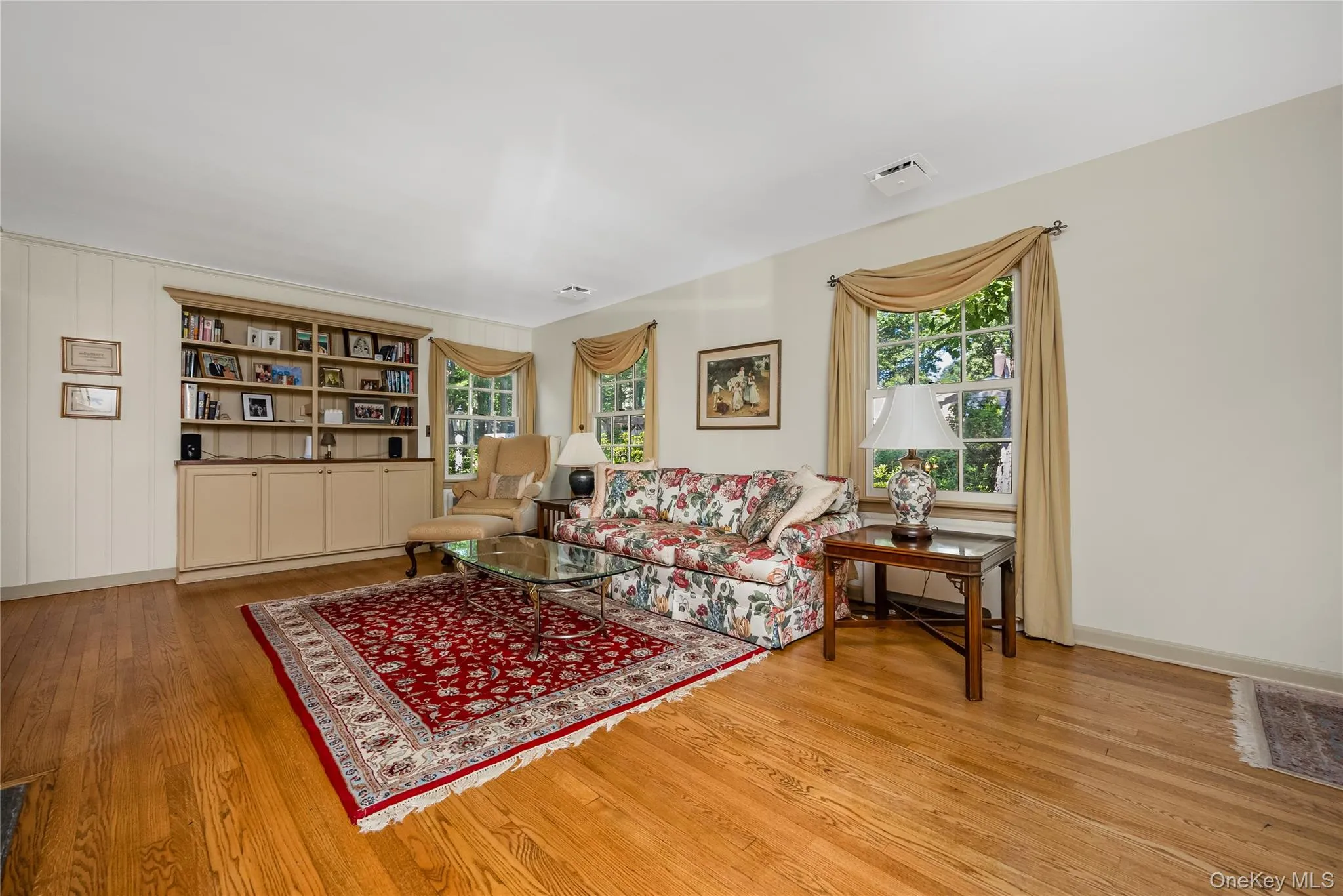 8 Arosa Court, Huntington, NY, 4 Bedrooms Bedrooms, 7 Rooms Rooms,2 BathroomsBathrooms,Residential,For Rent,Arosa,0,1023420 8 Arosa Court, Huntington, NY, 4 Bedrooms Bedrooms, 7 Rooms Rooms,2 BathroomsBathrooms,Residential,For Rent,Arosa,0,1023420