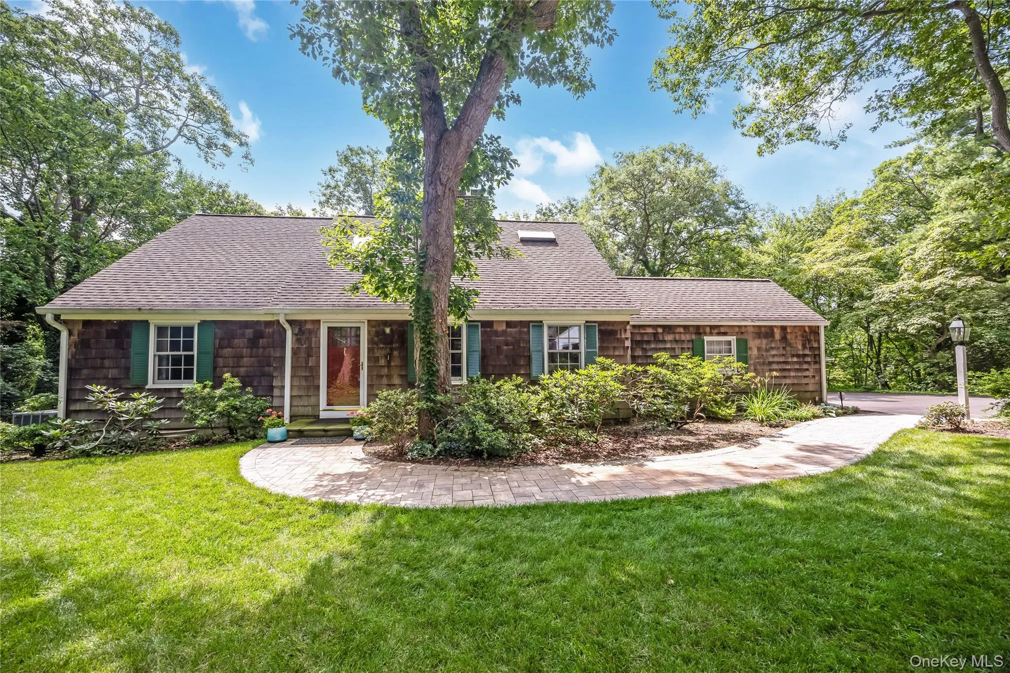 8 Arosa Court, Huntington, NY, 4 Bedrooms Bedrooms, 7 Rooms Rooms,2 BathroomsBathrooms,Residential,For Rent,Arosa,0,1023420 8 Arosa Court, Huntington, NY, 4 Bedrooms Bedrooms, 7 Rooms Rooms,2 BathroomsBathrooms,Residential,For Rent,Arosa,0,1023420