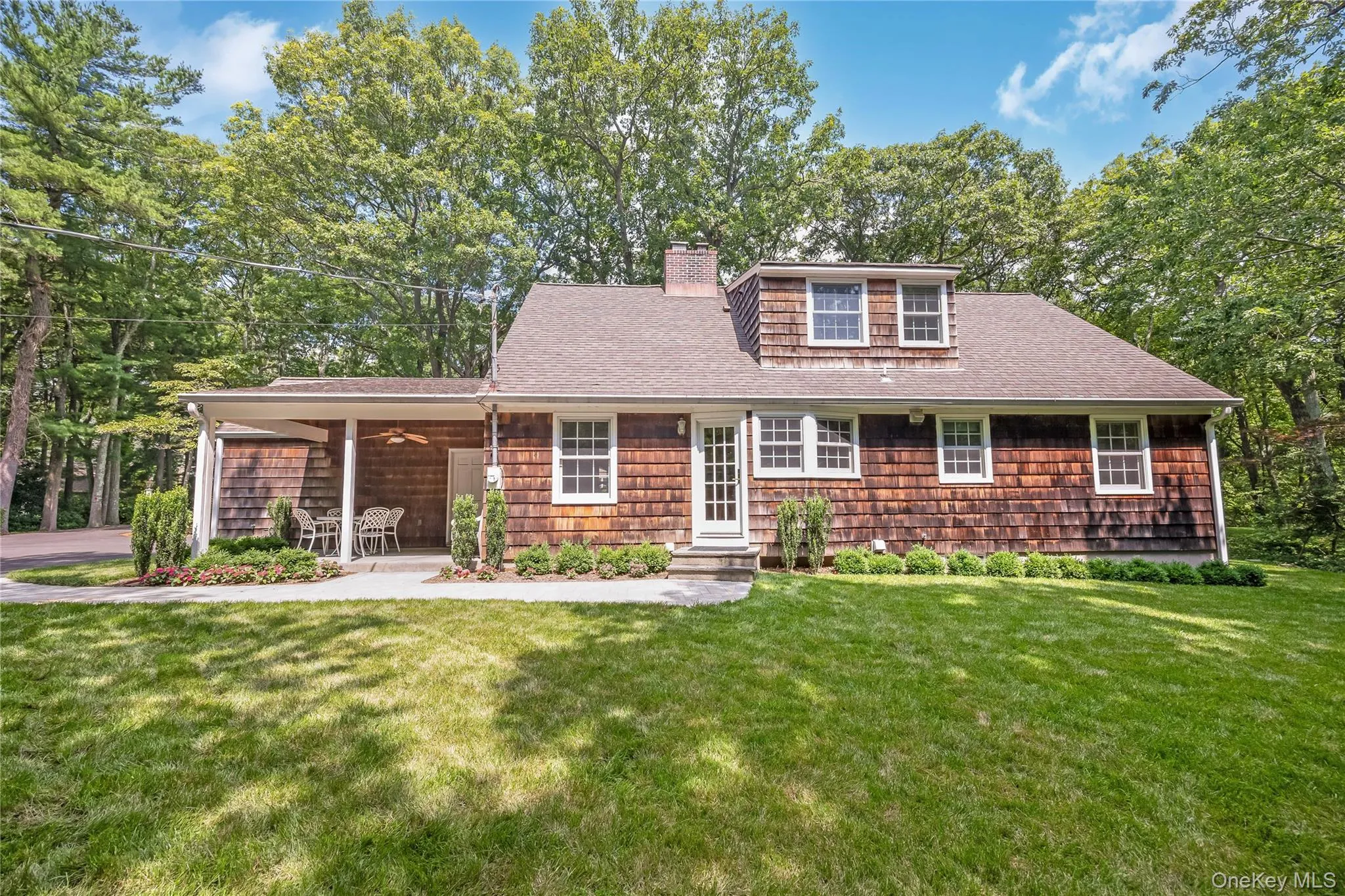 8 Arosa Court, Huntington, NY, 4 Bedrooms Bedrooms, 7 Rooms Rooms,2 BathroomsBathrooms,Residential,For Rent,Arosa,0,1023420 8 Arosa Court, Huntington, NY, 4 Bedrooms Bedrooms, 7 Rooms Rooms,2 BathroomsBathrooms,Residential,For Rent,Arosa,0,1023420