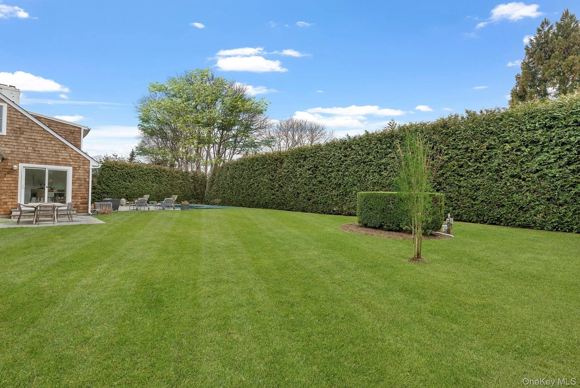 770 Hill Street, Southampton, NY, 3 Bedrooms Bedrooms, 5 Rooms Rooms,2 BathroomsBathrooms,Residential,For Rent,Hill,0,1023422 770 Hill Street, Southampton, NY, 3 Bedrooms Bedrooms, 5 Rooms Rooms,2 BathroomsBathrooms,Residential,For Rent,Hill,0,1023422