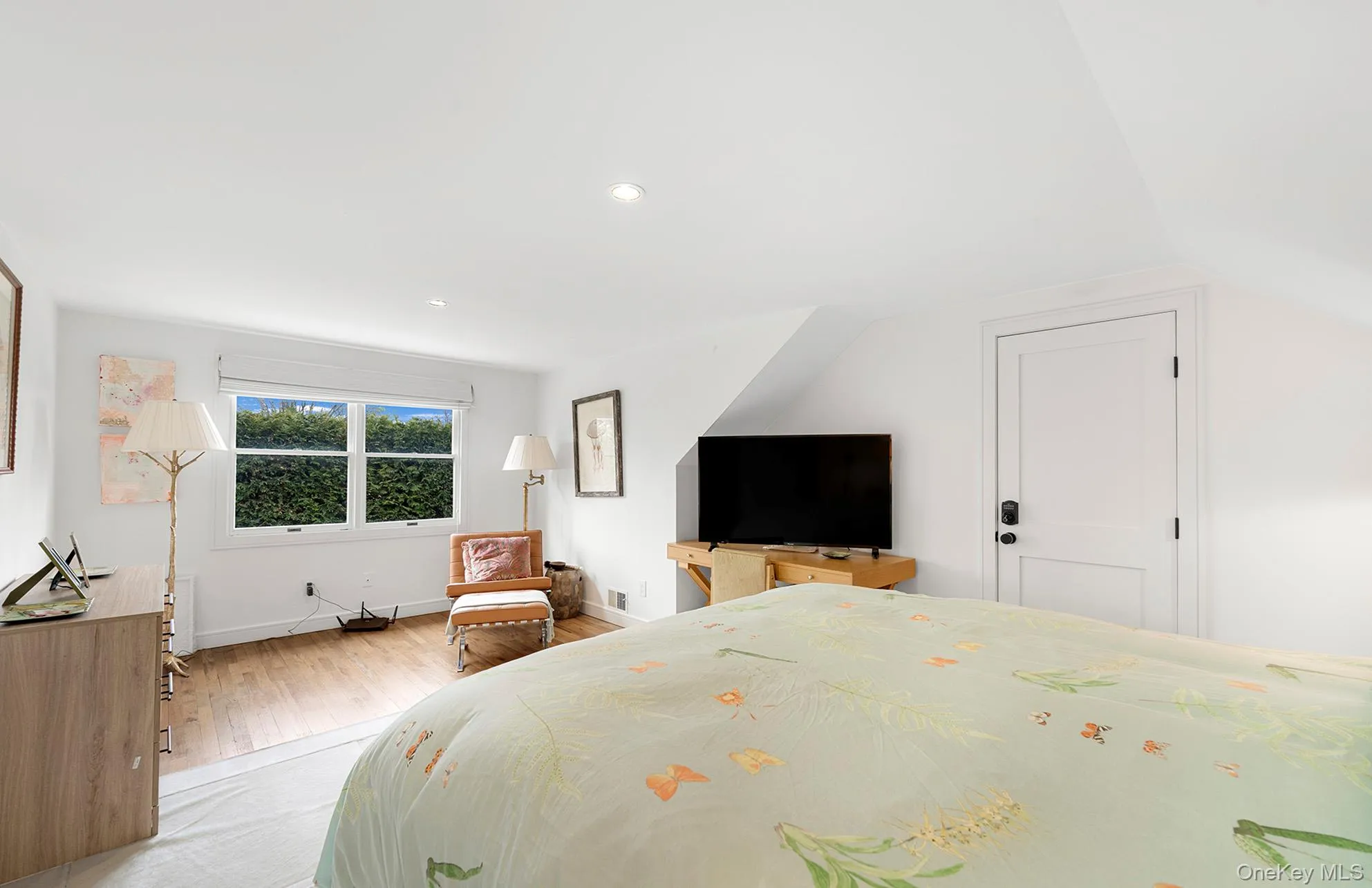 770 Hill Street, Southampton, NY, 3 Bedrooms Bedrooms, 5 Rooms Rooms,2 BathroomsBathrooms,Residential,For Rent,Hill,0,1023422 770 Hill Street, Southampton, NY, 3 Bedrooms Bedrooms, 5 Rooms Rooms,2 BathroomsBathrooms,Residential,For Rent,Hill,0,1023422