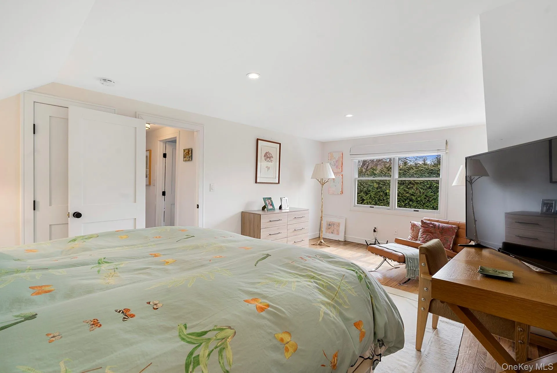 770 Hill Street, Southampton, NY, 3 Bedrooms Bedrooms, 5 Rooms Rooms,2 BathroomsBathrooms,Residential,For Rent,Hill,0,1023422 770 Hill Street, Southampton, NY, 3 Bedrooms Bedrooms, 5 Rooms Rooms,2 BathroomsBathrooms,Residential,For Rent,Hill,0,1023422