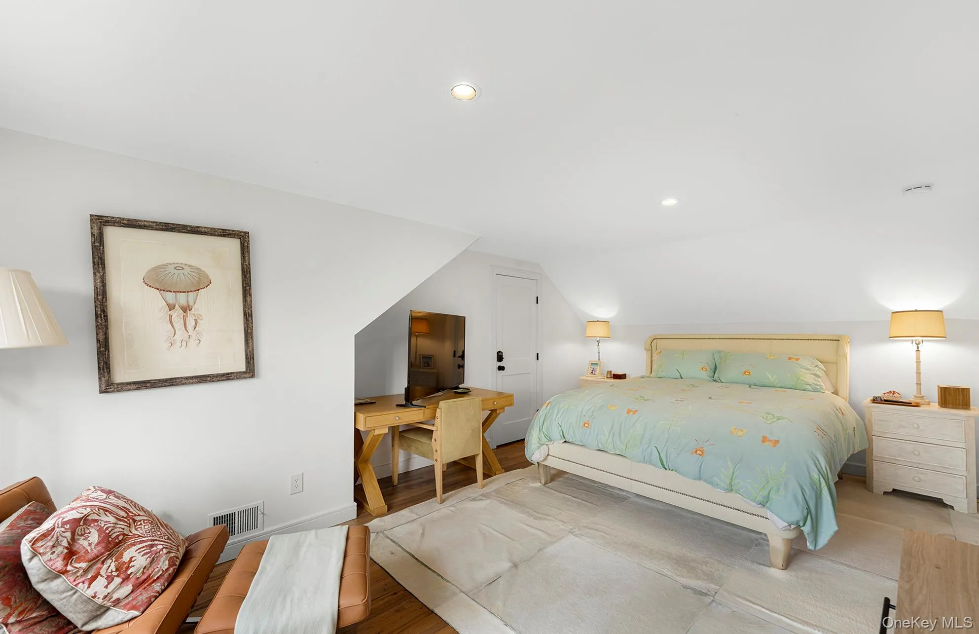 770 Hill Street, Southampton, NY, 3 Bedrooms Bedrooms, 5 Rooms Rooms,2 BathroomsBathrooms,Residential,For Rent,Hill,0,1023422 770 Hill Street, Southampton, NY, 3 Bedrooms Bedrooms, 5 Rooms Rooms,2 BathroomsBathrooms,Residential,For Rent,Hill,0,1023422
