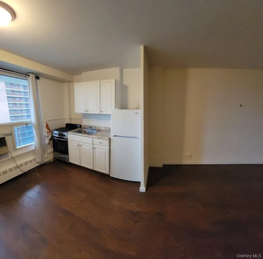 98-20 62nd Drive, New York, NY, 2 Rooms Rooms,1 BathroomBathrooms,Residential Lease,For Rent,62nd,0,1023434 98-20 62nd Drive, New York, NY, 2 Rooms Rooms,1 BathroomBathrooms,Residential Lease,For Rent,62nd,0,1023434