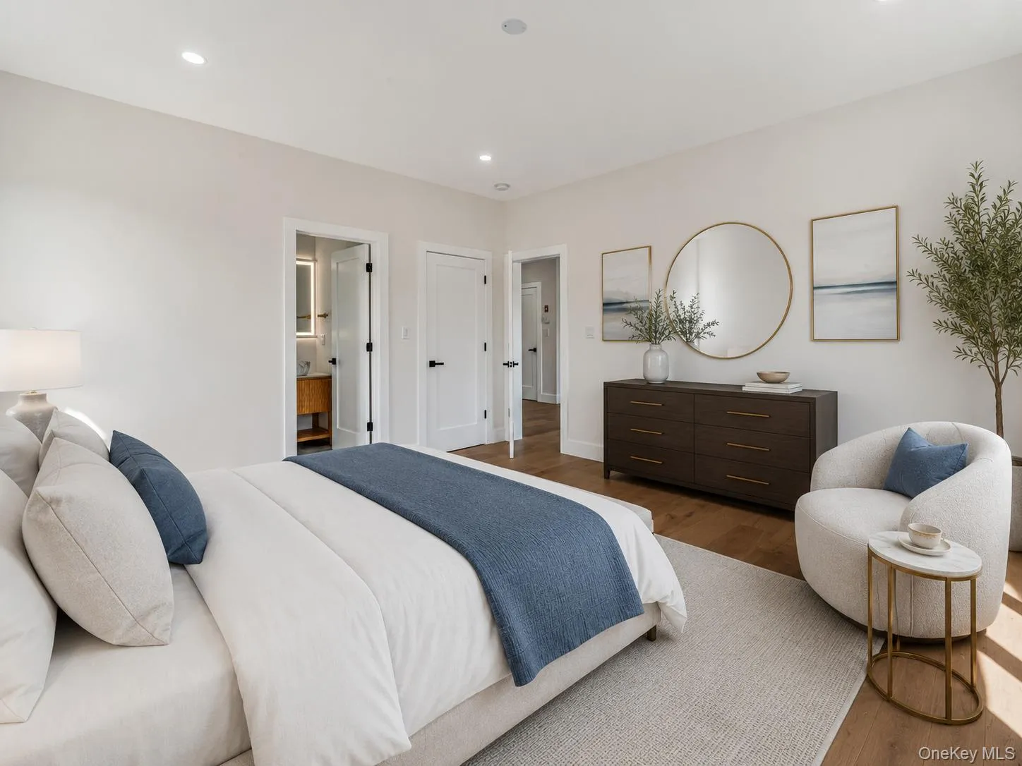 97 North Court, North Hempstead, NY, 5 Bedrooms Bedrooms, 11 Rooms Rooms,5 BathroomsBathrooms,Residential,For Rent,North,0,1023435 97 North Court, North Hempstead, NY, 5 Bedrooms Bedrooms, 11 Rooms Rooms,5 BathroomsBathrooms,Residential,For Rent,North,0,1023435