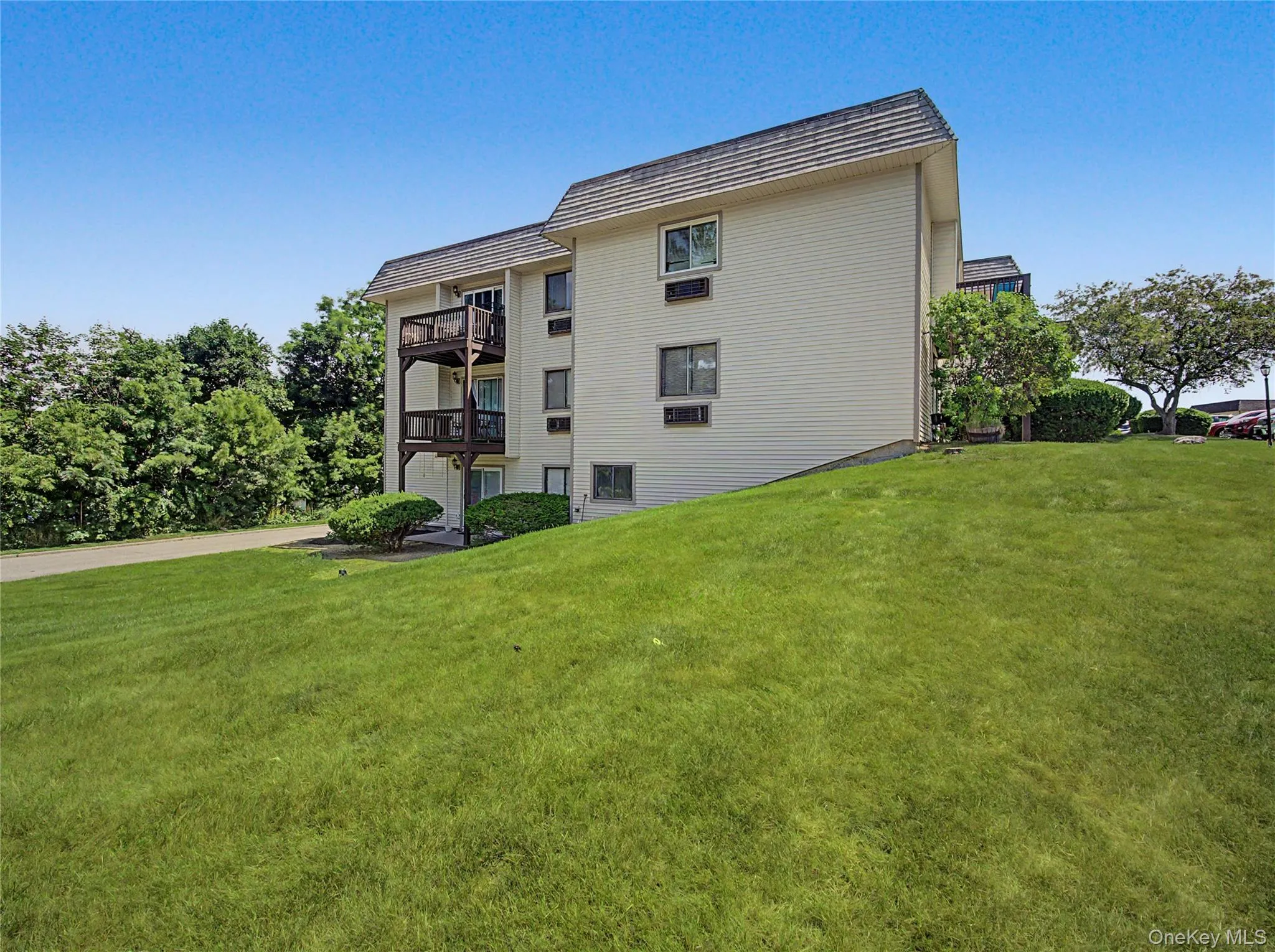 25 Village Park Drive, Fishkill, NY, 1 Bedroom Bedrooms, 5 Rooms Rooms,1 BathroomBathrooms,Residential,For Rent,Village Park,0,1023436 25 Village Park Drive, Fishkill, NY, 1 Bedroom Bedrooms, 5 Rooms Rooms,1 BathroomBathrooms,Residential,For Rent,Village Park,0,1023436