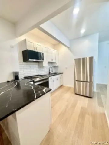 2276 Atlantic Avenue, New York, NY, 1 Bedroom Bedrooms, 2 Rooms Rooms,1 BathroomBathrooms,Residential Lease,For Rent,Atlantic,0,1023444 2276 Atlantic Avenue, New York, NY, 1 Bedroom Bedrooms, 2 Rooms Rooms,1 BathroomBathrooms,Residential Lease,For Rent,Atlantic,0,1023444