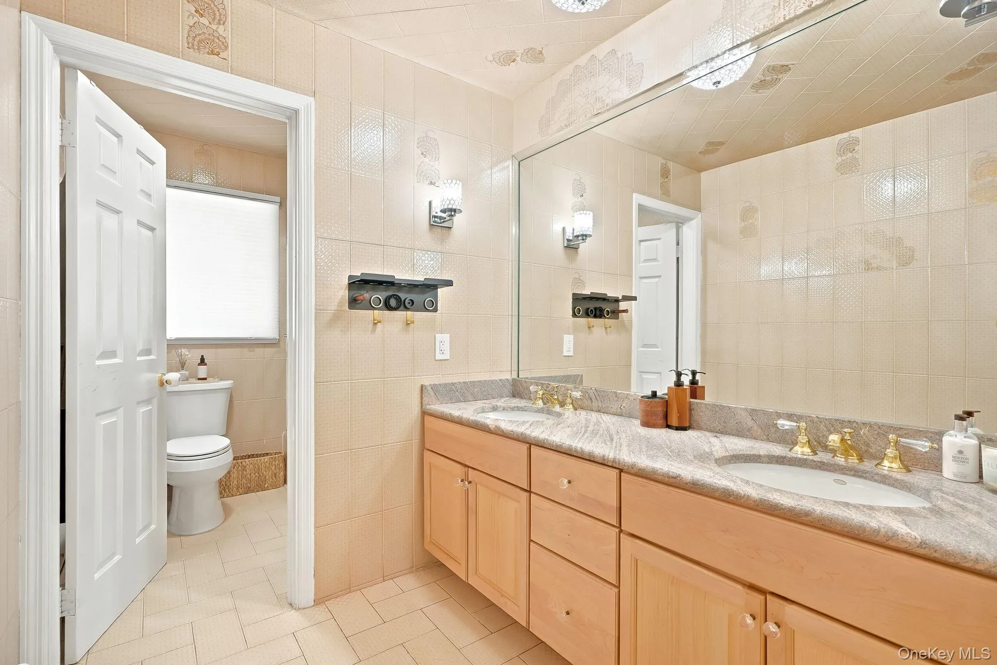 316 Gainsborg Avenue, Harrison, NY, 3 Bedrooms Bedrooms, 7 Rooms Rooms,2 BathroomsBathrooms,Residential Lease,For Rent,Gainsborg,0,1023445 316 Gainsborg Avenue, Harrison, NY, 3 Bedrooms Bedrooms, 7 Rooms Rooms,2 BathroomsBathrooms,Residential Lease,For Rent,Gainsborg,0,1023445