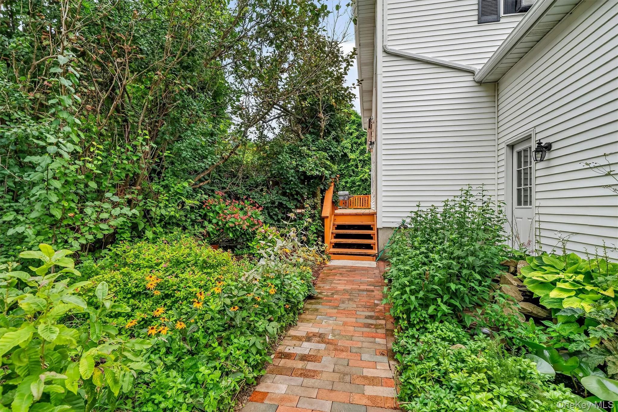 72 Station Road, Blooming Grove, NY, 4 Bedrooms Bedrooms, 8 Rooms Rooms,2 BathroomsBathrooms,Residential,For Rent,Station,0,1023446 72 Station Road, Blooming Grove, NY, 4 Bedrooms Bedrooms, 8 Rooms Rooms,2 BathroomsBathrooms,Residential,For Rent,Station,0,1023446