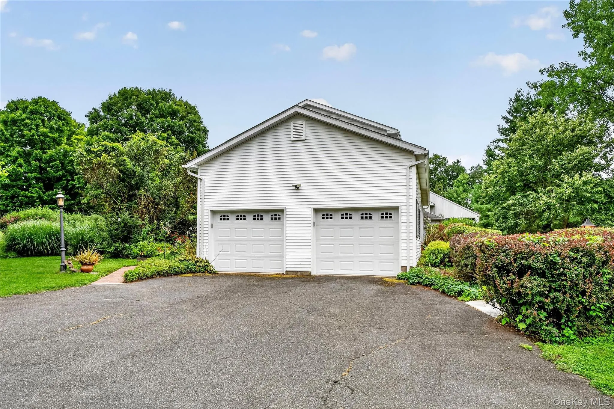 72 Station Road, Blooming Grove, NY, 4 Bedrooms Bedrooms, 8 Rooms Rooms,2 BathroomsBathrooms,Residential,For Rent,Station,0,1023446 72 Station Road, Blooming Grove, NY, 4 Bedrooms Bedrooms, 8 Rooms Rooms,2 BathroomsBathrooms,Residential,For Rent,Station,0,1023446