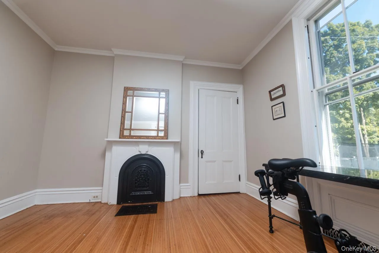 32 Lake Avenue, Ramapo, NY, 8 Bedrooms Bedrooms, 11 Rooms Rooms,3 BathroomsBathrooms,Residential Lease,For Rent,Lake,0,1023447 32 Lake Avenue, Ramapo, NY, 8 Bedrooms Bedrooms, 11 Rooms Rooms,3 BathroomsBathrooms,Residential Lease,For Rent,Lake,0,1023447