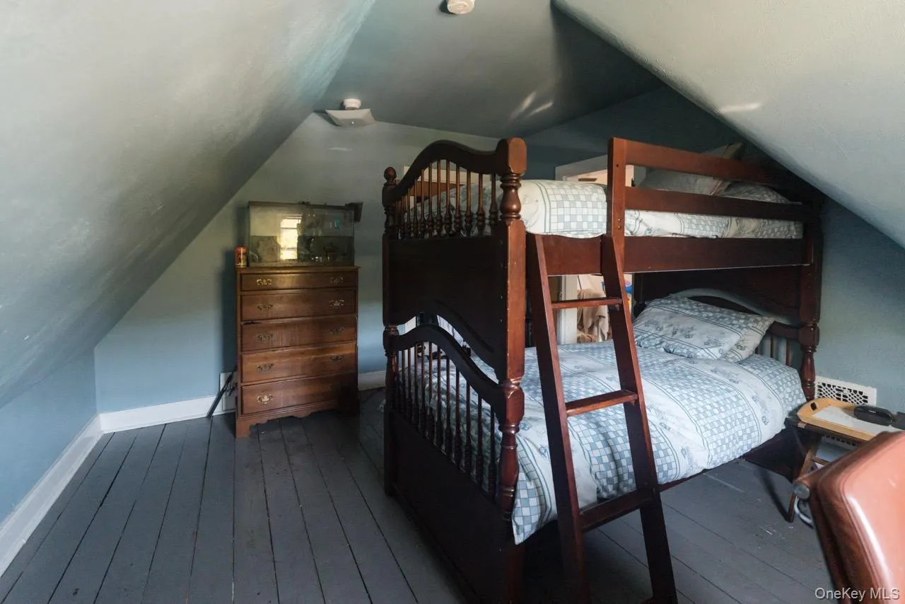 32 Lake Avenue, Ramapo, NY, 8 Bedrooms Bedrooms, 11 Rooms Rooms,3 BathroomsBathrooms,Residential Lease,For Rent,Lake,0,1023447 32 Lake Avenue, Ramapo, NY, 8 Bedrooms Bedrooms, 11 Rooms Rooms,3 BathroomsBathrooms,Residential Lease,For Rent,Lake,0,1023447