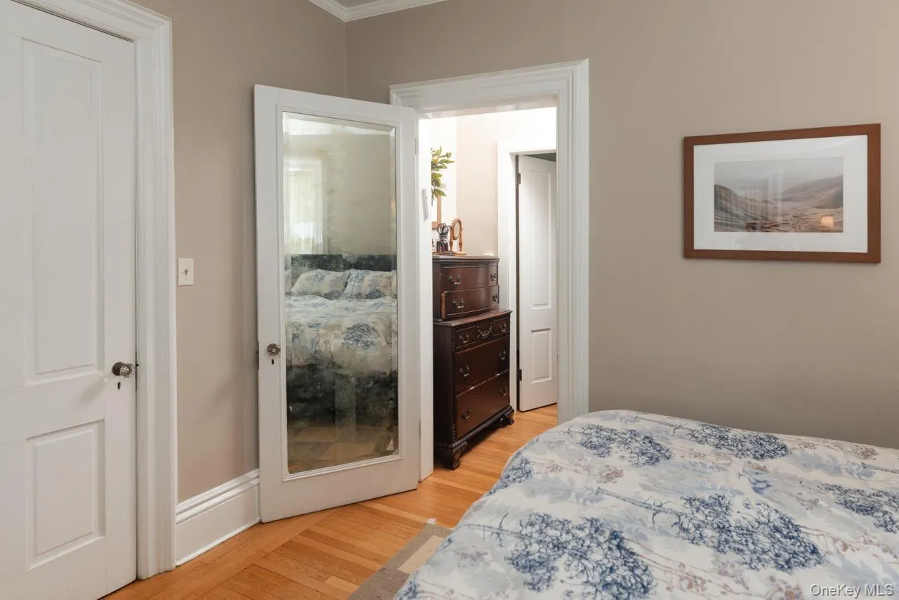 32 Lake Avenue, Ramapo, NY, 8 Bedrooms Bedrooms, 11 Rooms Rooms,3 BathroomsBathrooms,Residential Lease,For Rent,Lake,0,1023447 32 Lake Avenue, Ramapo, NY, 8 Bedrooms Bedrooms, 11 Rooms Rooms,3 BathroomsBathrooms,Residential Lease,For Rent,Lake,0,1023447