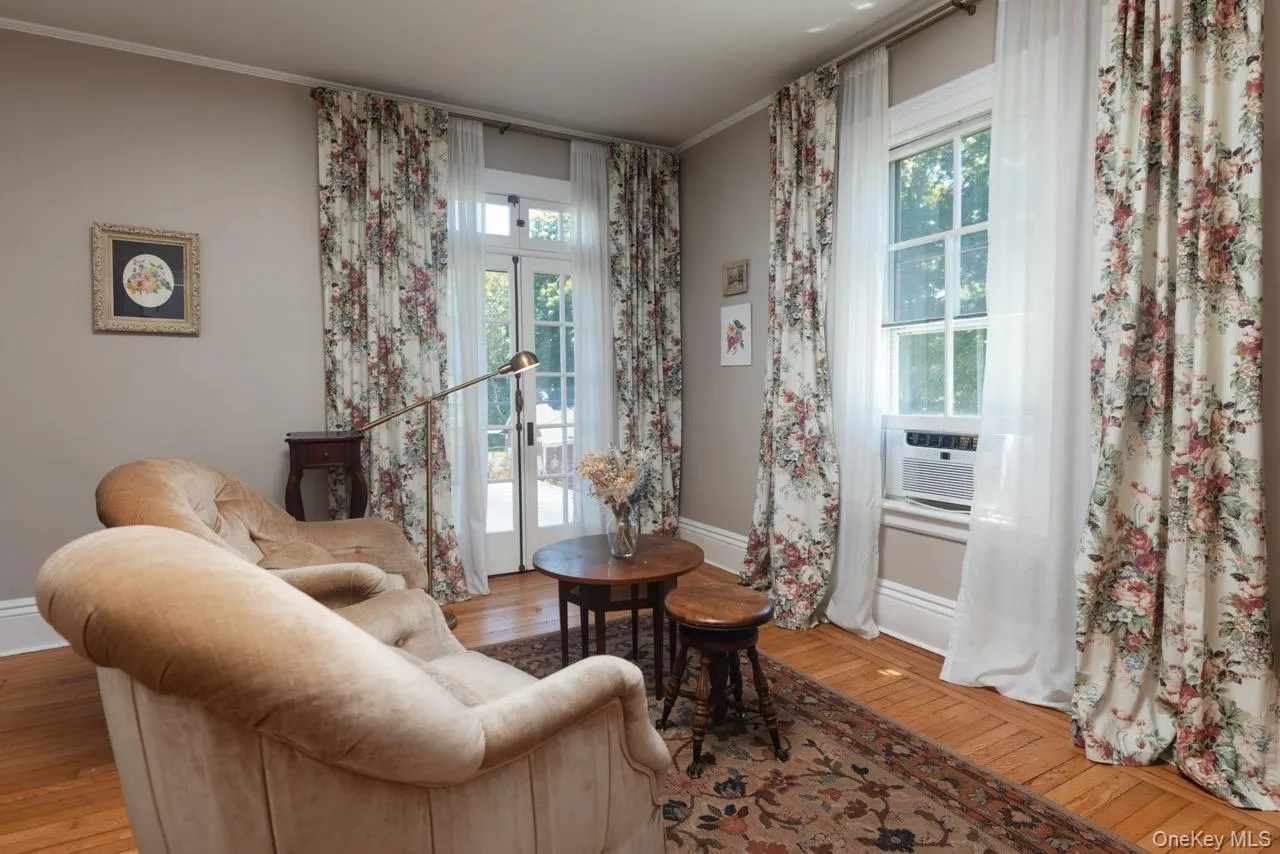32 Lake Avenue, Ramapo, NY, 8 Bedrooms Bedrooms, 11 Rooms Rooms,3 BathroomsBathrooms,Residential Lease,For Rent,Lake,0,1023447 32 Lake Avenue, Ramapo, NY, 8 Bedrooms Bedrooms, 11 Rooms Rooms,3 BathroomsBathrooms,Residential Lease,For Rent,Lake,0,1023447