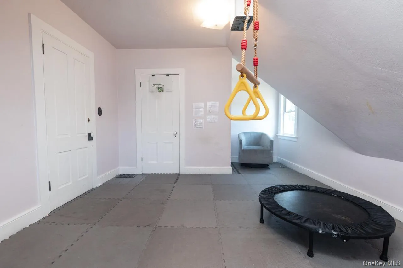 32 Lake Avenue, Ramapo, NY, 8 Bedrooms Bedrooms, 11 Rooms Rooms,3 BathroomsBathrooms,Residential Lease,For Rent,Lake,0,1023447 32 Lake Avenue, Ramapo, NY, 8 Bedrooms Bedrooms, 11 Rooms Rooms,3 BathroomsBathrooms,Residential Lease,For Rent,Lake,0,1023447
