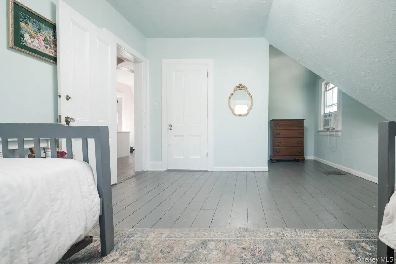 32 Lake Avenue, Ramapo, NY, 8 Bedrooms Bedrooms, 11 Rooms Rooms,3 BathroomsBathrooms,Residential Lease,For Rent,Lake,0,1023447 32 Lake Avenue, Ramapo, NY, 8 Bedrooms Bedrooms, 11 Rooms Rooms,3 BathroomsBathrooms,Residential Lease,For Rent,Lake,0,1023447
