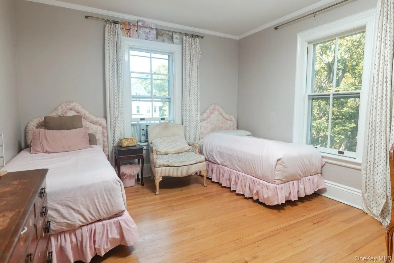 32 Lake Avenue, Ramapo, NY, 8 Bedrooms Bedrooms, 11 Rooms Rooms,3 BathroomsBathrooms,Residential Lease,For Rent,Lake,0,1023447 32 Lake Avenue, Ramapo, NY, 8 Bedrooms Bedrooms, 11 Rooms Rooms,3 BathroomsBathrooms,Residential Lease,For Rent,Lake,0,1023447