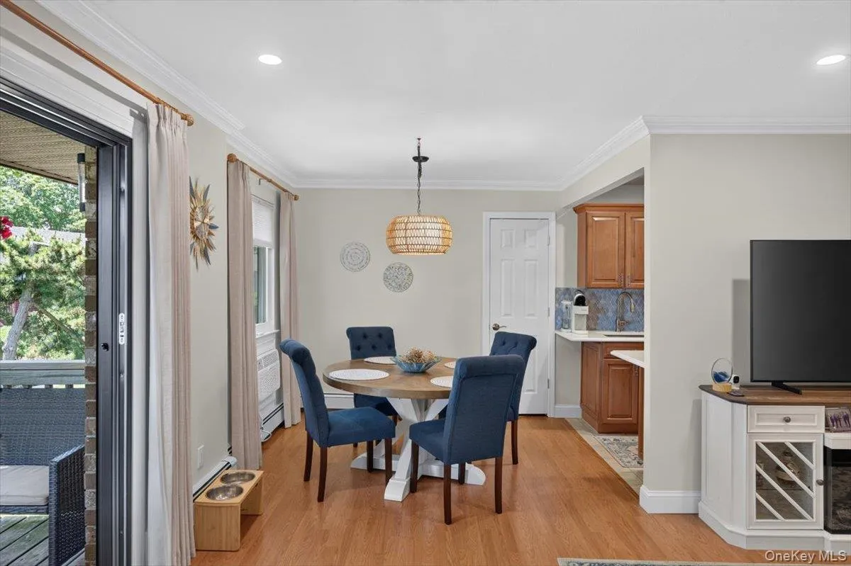 263 River Avenue, Brookhaven, NY, 1 Bedroom Bedrooms, 4 Rooms Rooms,1 BathroomBathrooms,Residential,For Rent,River,0,1023448 263 River Avenue, Brookhaven, NY, 1 Bedroom Bedrooms, 4 Rooms Rooms,1 BathroomBathrooms,Residential,For Rent,River,0,1023448