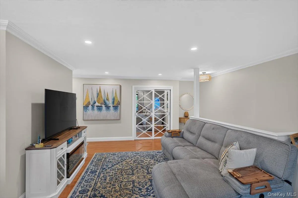 263 River Avenue, Brookhaven, NY, 1 Bedroom Bedrooms, 4 Rooms Rooms,1 BathroomBathrooms,Residential,For Rent,River,0,1023448 263 River Avenue, Brookhaven, NY, 1 Bedroom Bedrooms, 4 Rooms Rooms,1 BathroomBathrooms,Residential,For Rent,River,0,1023448