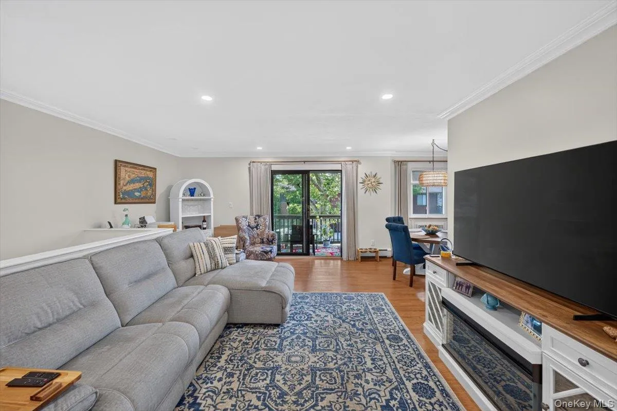 263 River Avenue, Brookhaven, NY, 1 Bedroom Bedrooms, 4 Rooms Rooms,1 BathroomBathrooms,Residential,For Rent,River,0,1023448 263 River Avenue, Brookhaven, NY, 1 Bedroom Bedrooms, 4 Rooms Rooms,1 BathroomBathrooms,Residential,For Rent,River,0,1023448